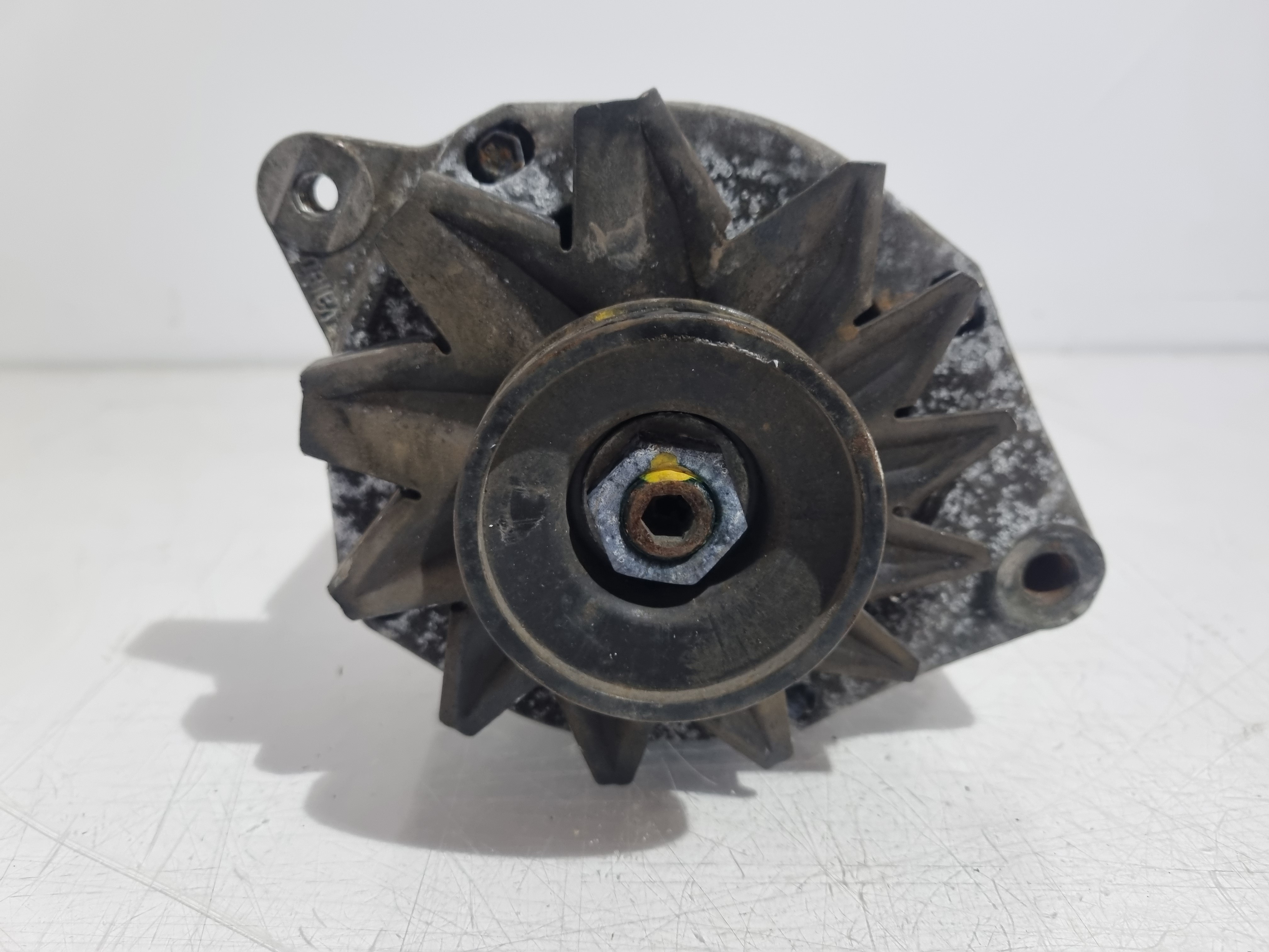 Alternador RENAULT CLIO I (B/C57_, 5/357_) | 90 - 98 Imagem-1