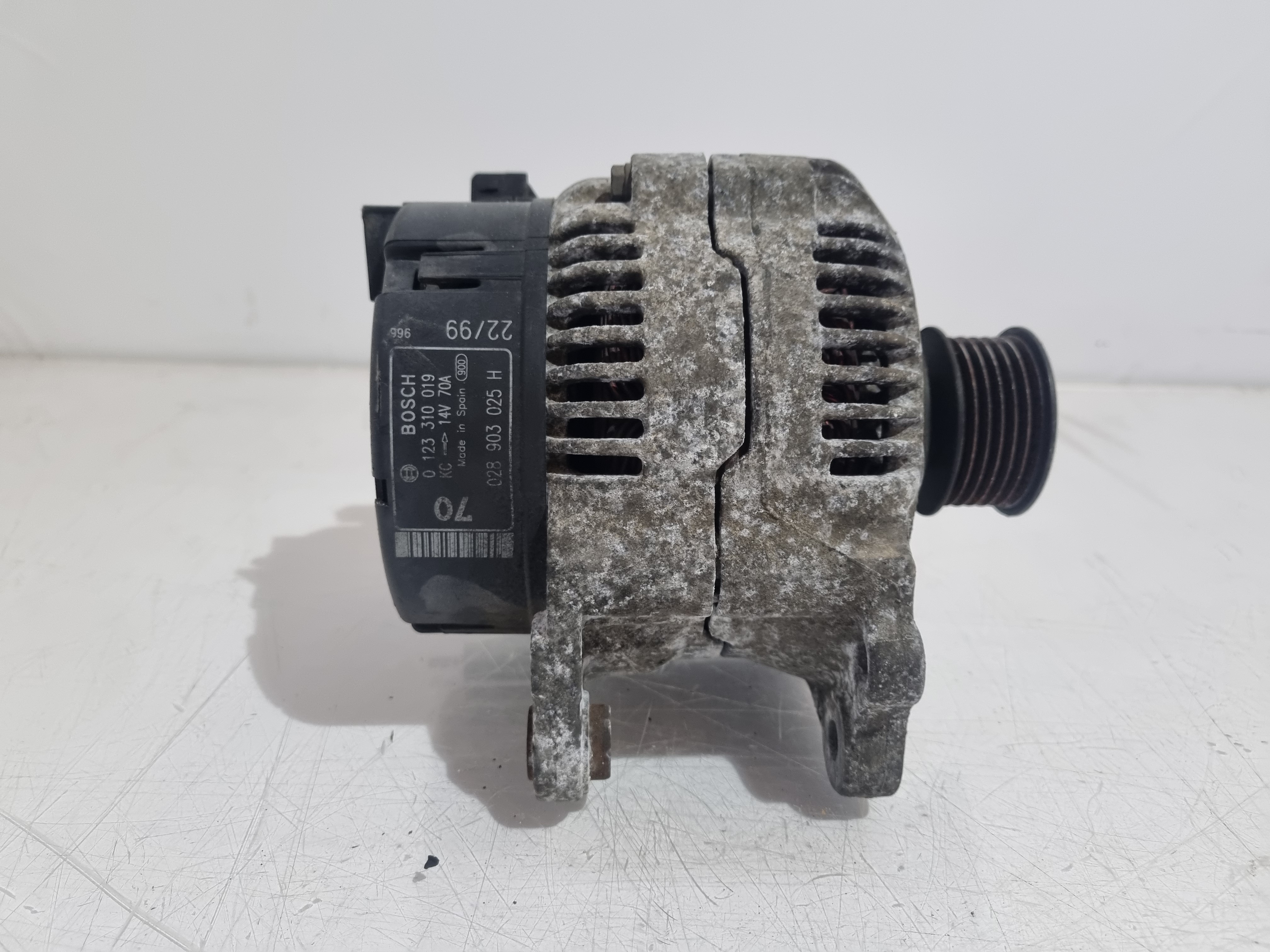 Alternador VOLKSWAGEN POLO (6N1) | 94 - 99 Imagem-2