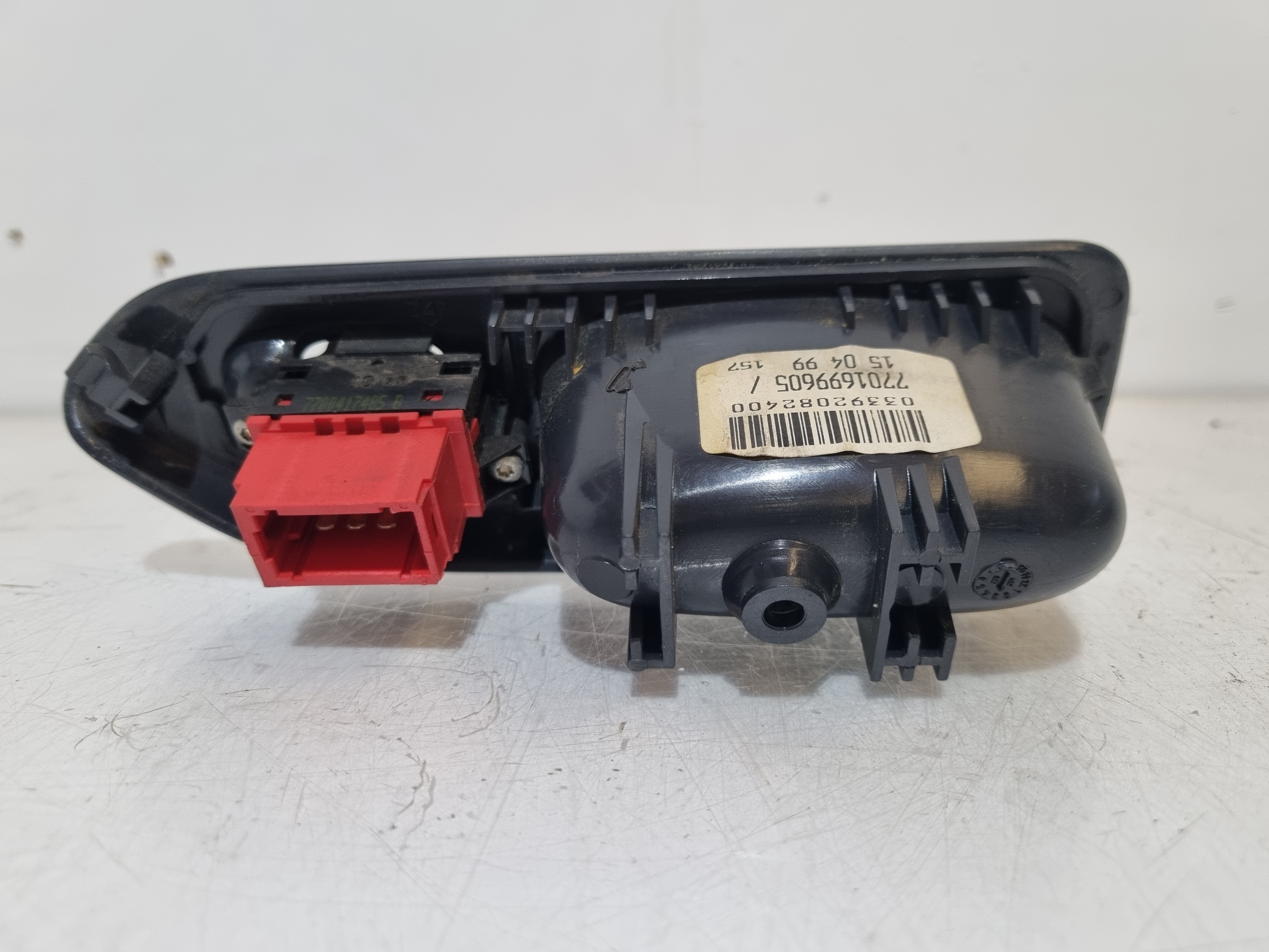 Interruptor Vidros Tras Direito RENAULT LAGUNA I Grandtour (K56_) | 95 - 02 Imagem-1