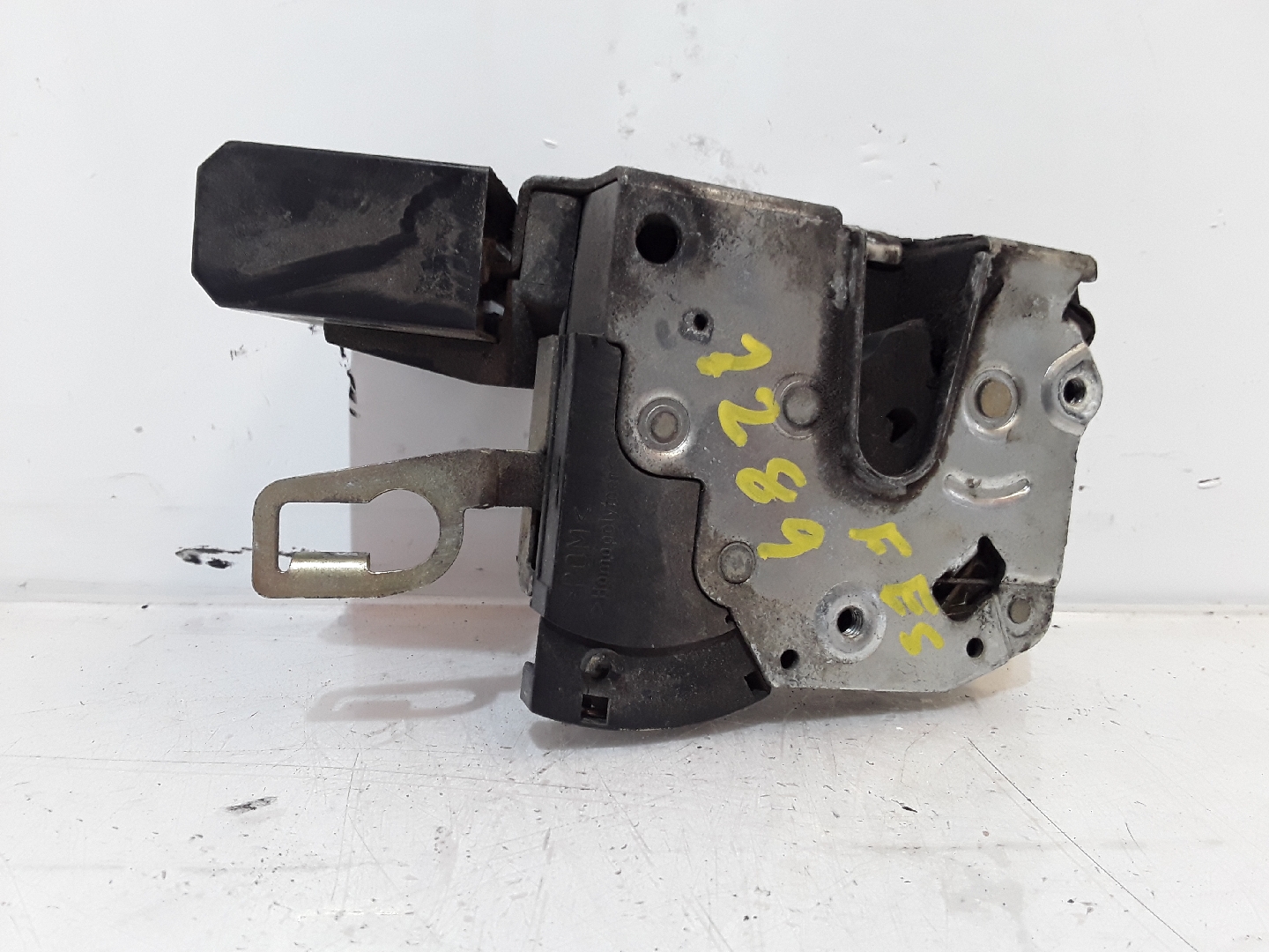 Fecho da Porta Frente Esquerdo BMW 3 Touring (E36) | 94 - 99 Imagem-2