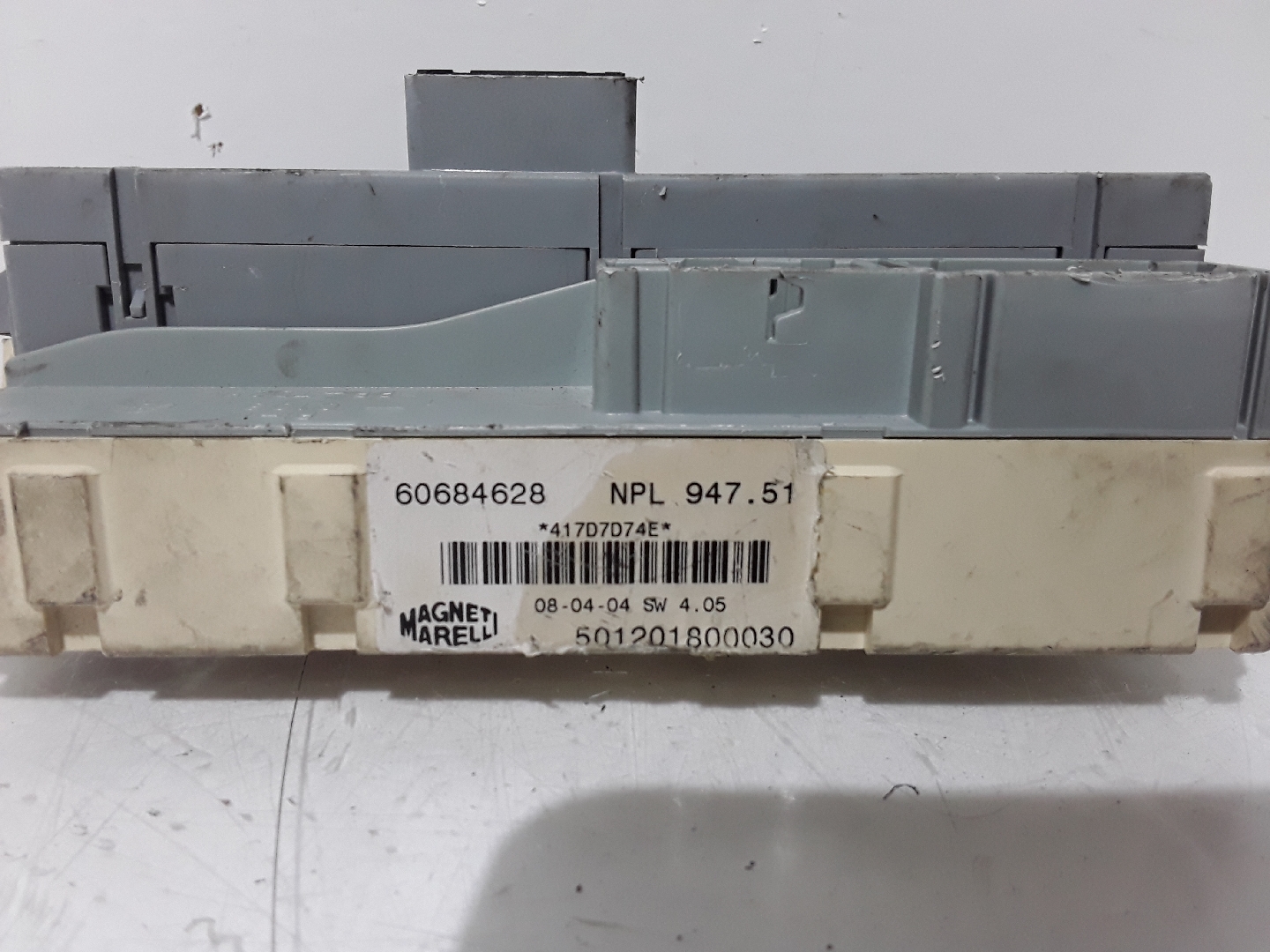 Caixa de Fusíveis ALFA ROMEO GT (937_) | 03 - 10 Imagem-2