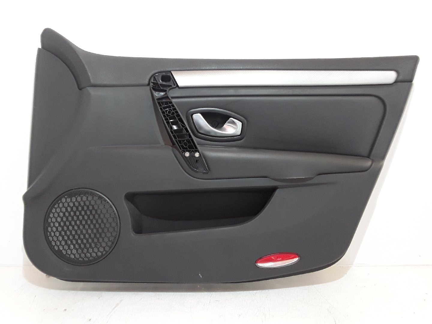 Quartela frente direita RENAULT LAGUNA III Sport Tourer (KT0/1) | 07 - 15 Imagem-1