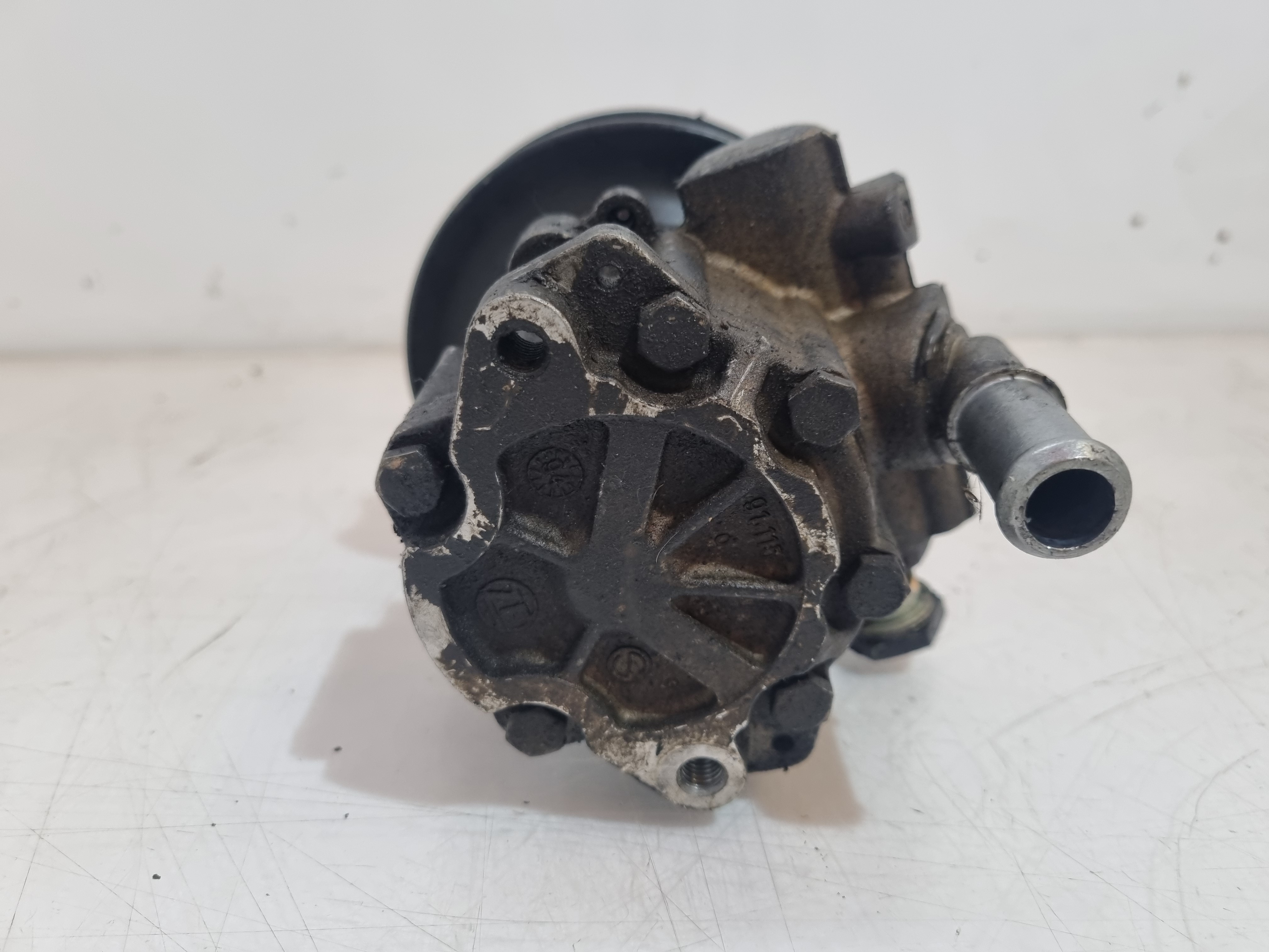 Bomba de direçao assistida VOLKSWAGEN POLO (6N1) | 94 - 99 Imagem-2