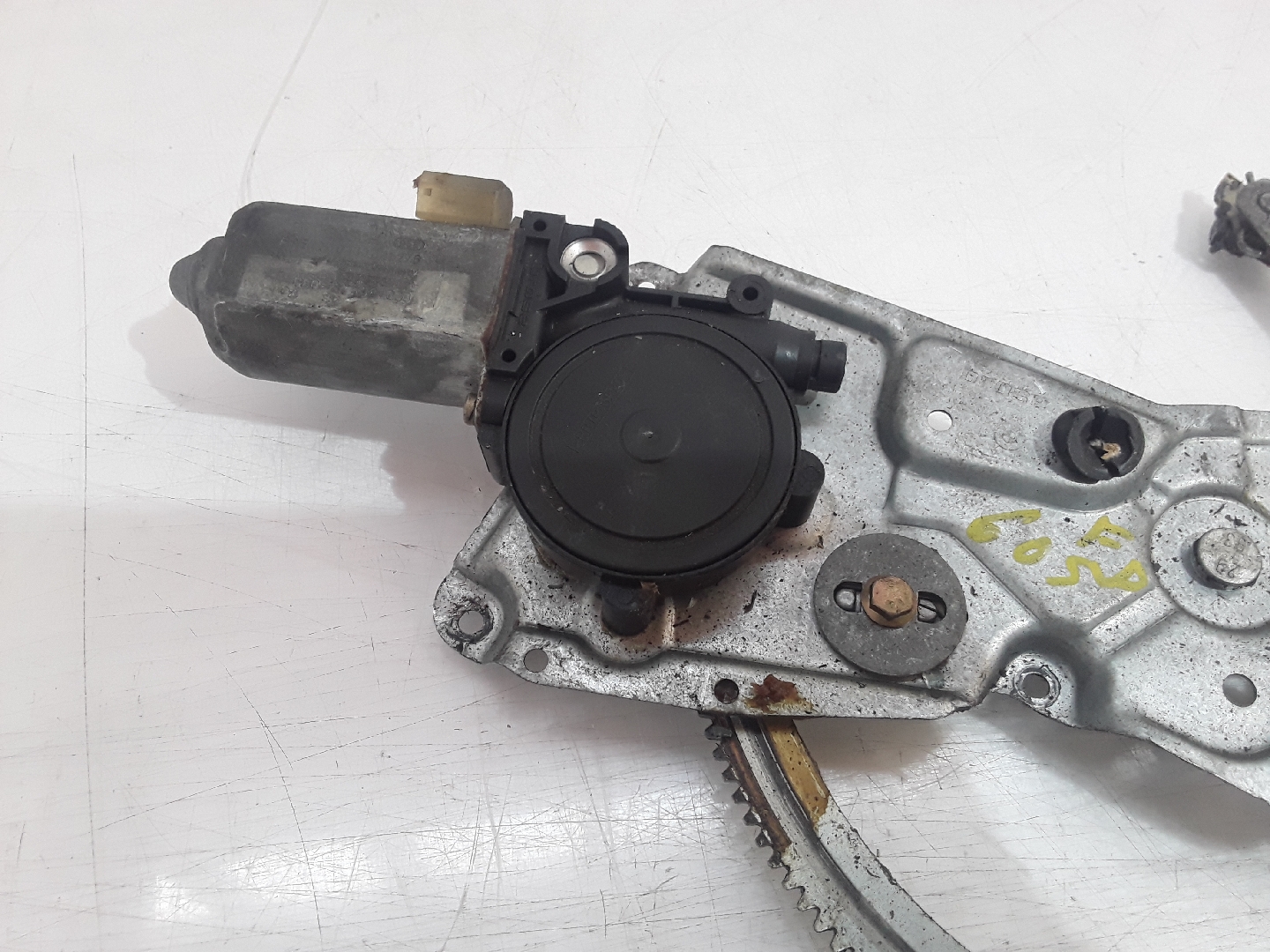 Elevador Frente Direito Elétrico BMW 3 (E36) | 90 - 98 Imagem-1