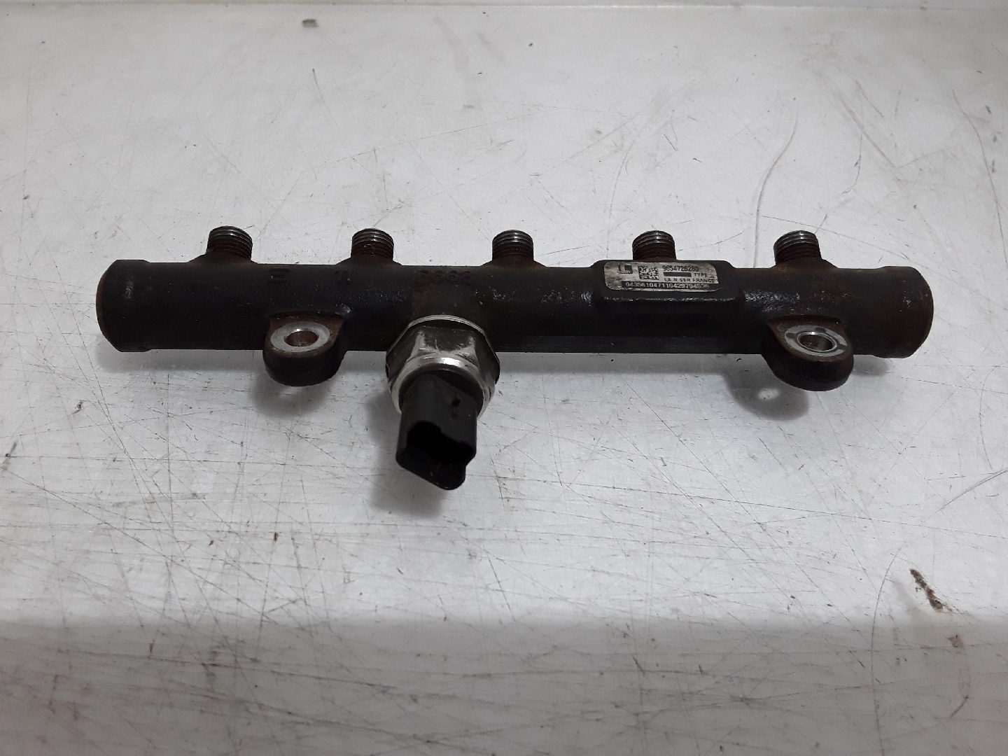 Regua Injectora FORD FOCUS II Turnier (DA_, FFS, DS) | 04 - 12 Imagem-1