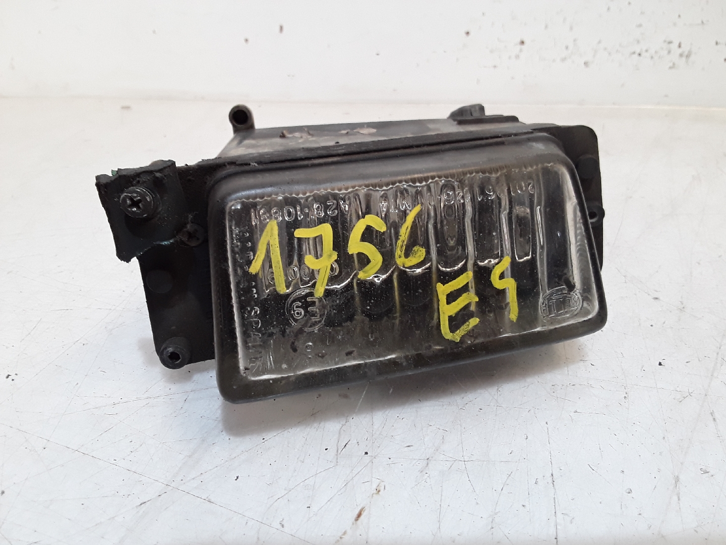 Farol Nevoeiro Frente Esquerdo VOLKSWAGEN POLO CLASSIC (6V2) | 95 - 09