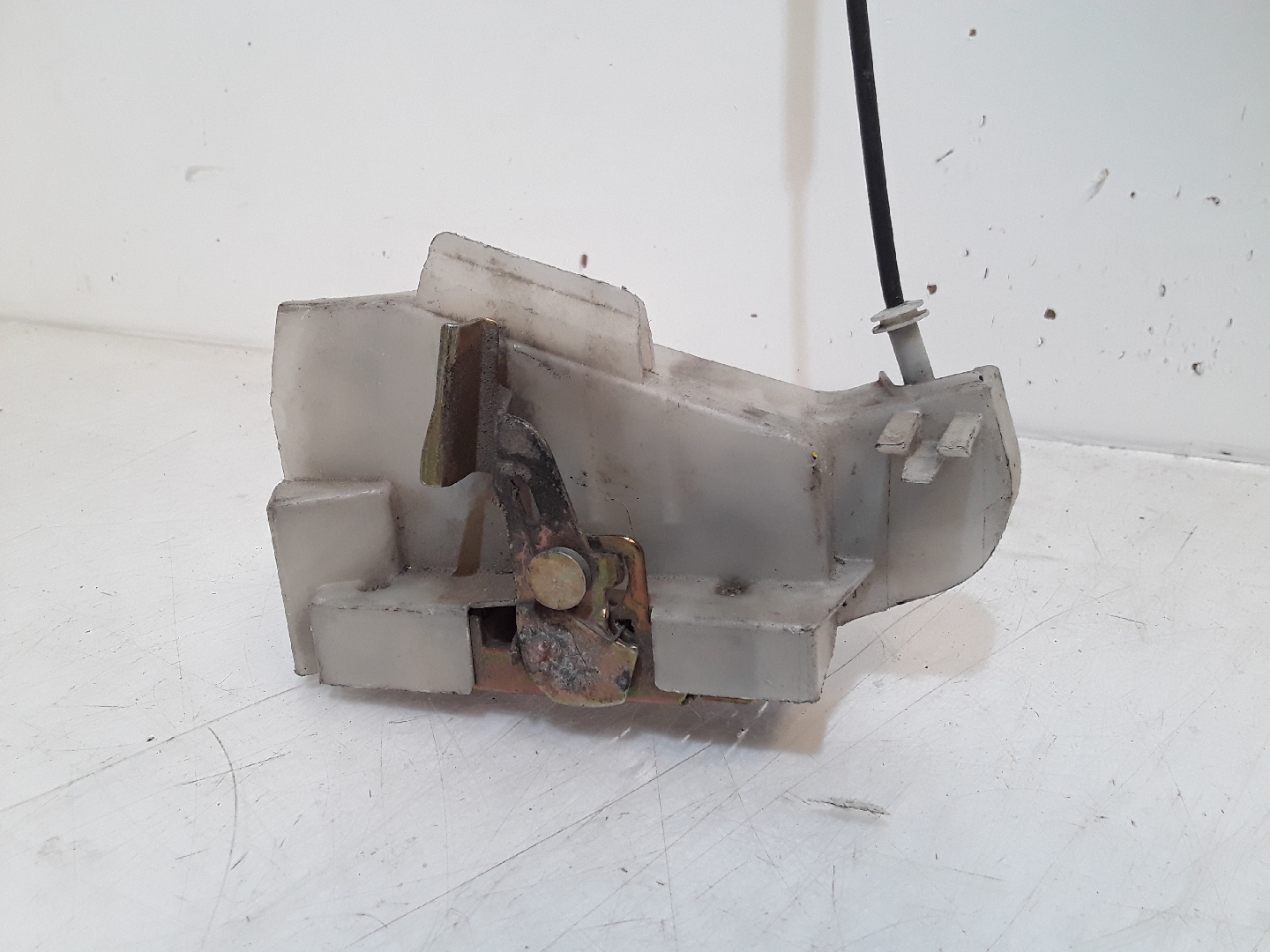 Fecho da Porta Trás Direito FORD FIESTA IV (JA_, JB_) | 95 - 02