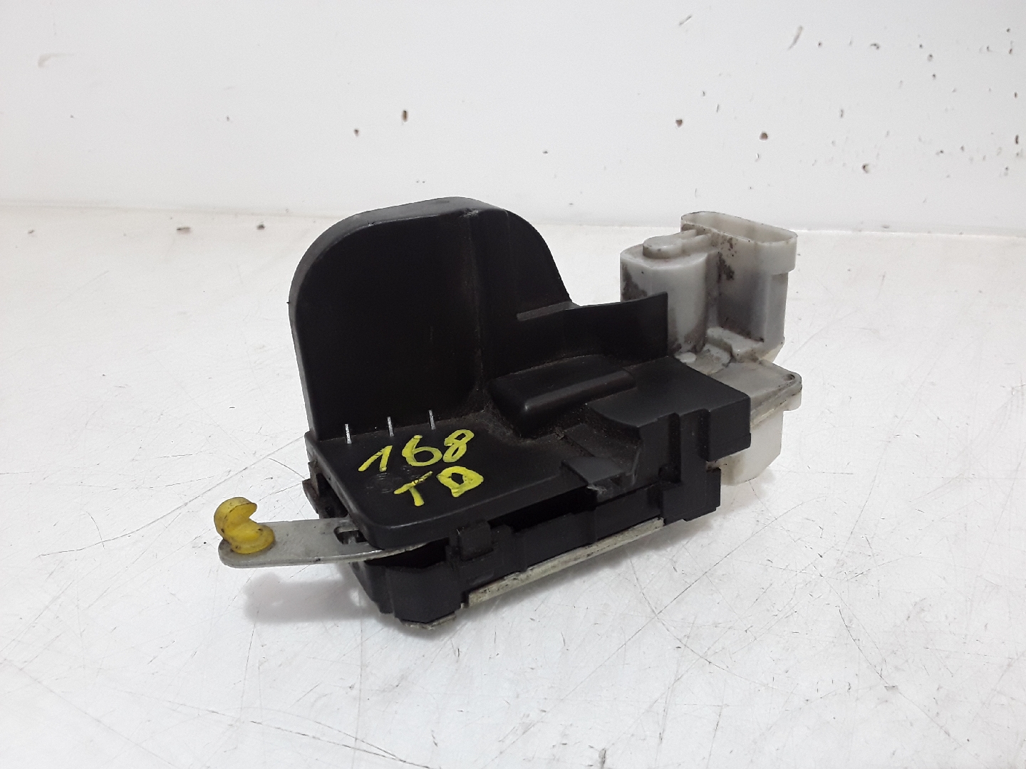 Fecho da Porta Trás Direito ALFA ROMEO 147 (937_) | 00 - 10