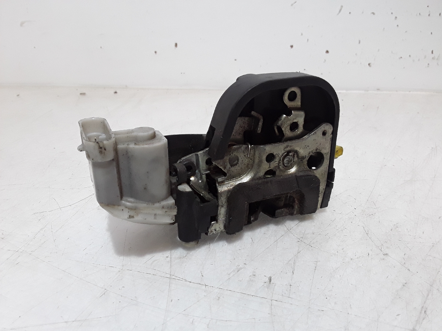 Fecho da Porta Trás Direito ALFA ROMEO 147 (937_) | 00 - 10 Imagem-1