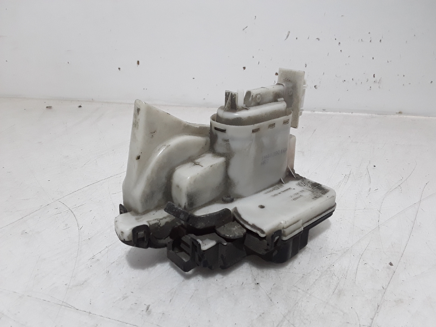 Fecho da Porta Trás Direito VOLKSWAGEN VENTO (1H2) | 91 - 98