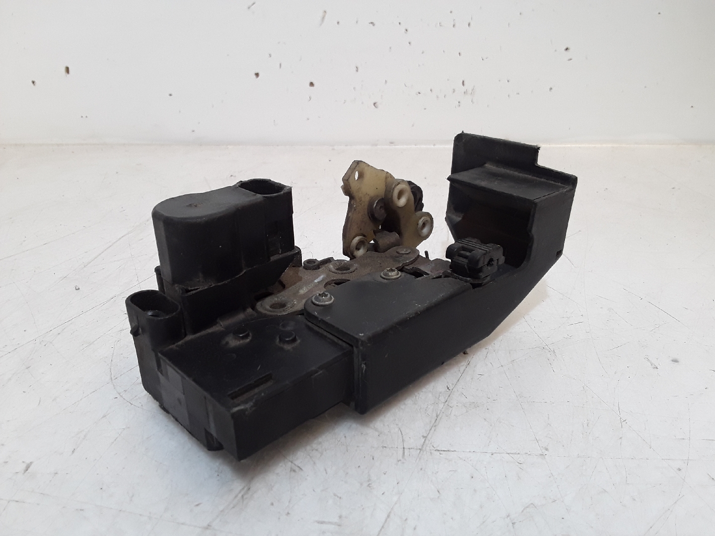 Fecho da Porta Trás Direito ALFA ROMEO 156 (932_) | 97 - 05 Imagem-1