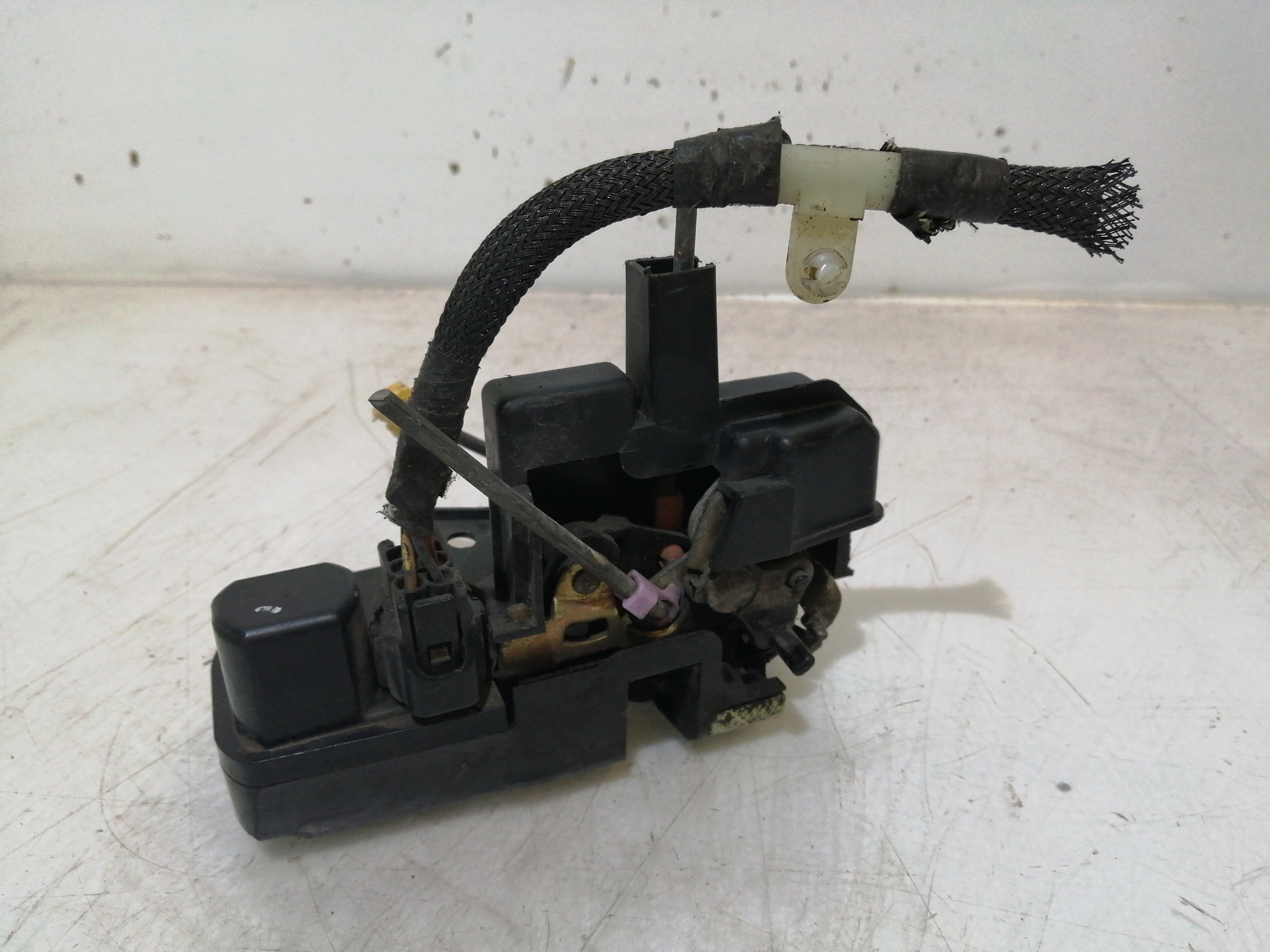 Fecho da Porta Trás Esquerdo JEEP GRAND CHEROKEE II (WJ, WG) | 98 - 05 Imagem-1