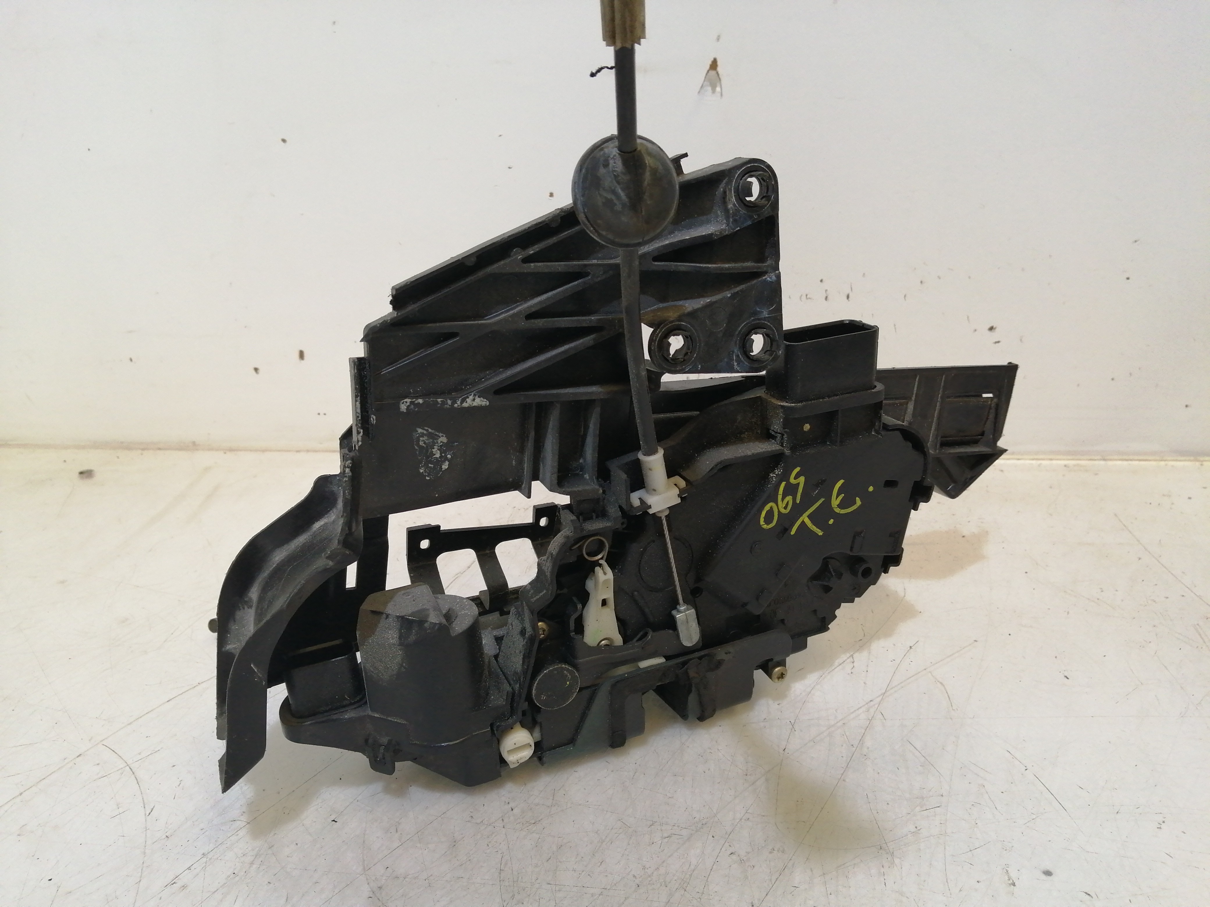 Fecho da Porta Trás Esquerdo FORD FOCUS II (DA_, HCP, DP) | 04 - 13 Imagem-1