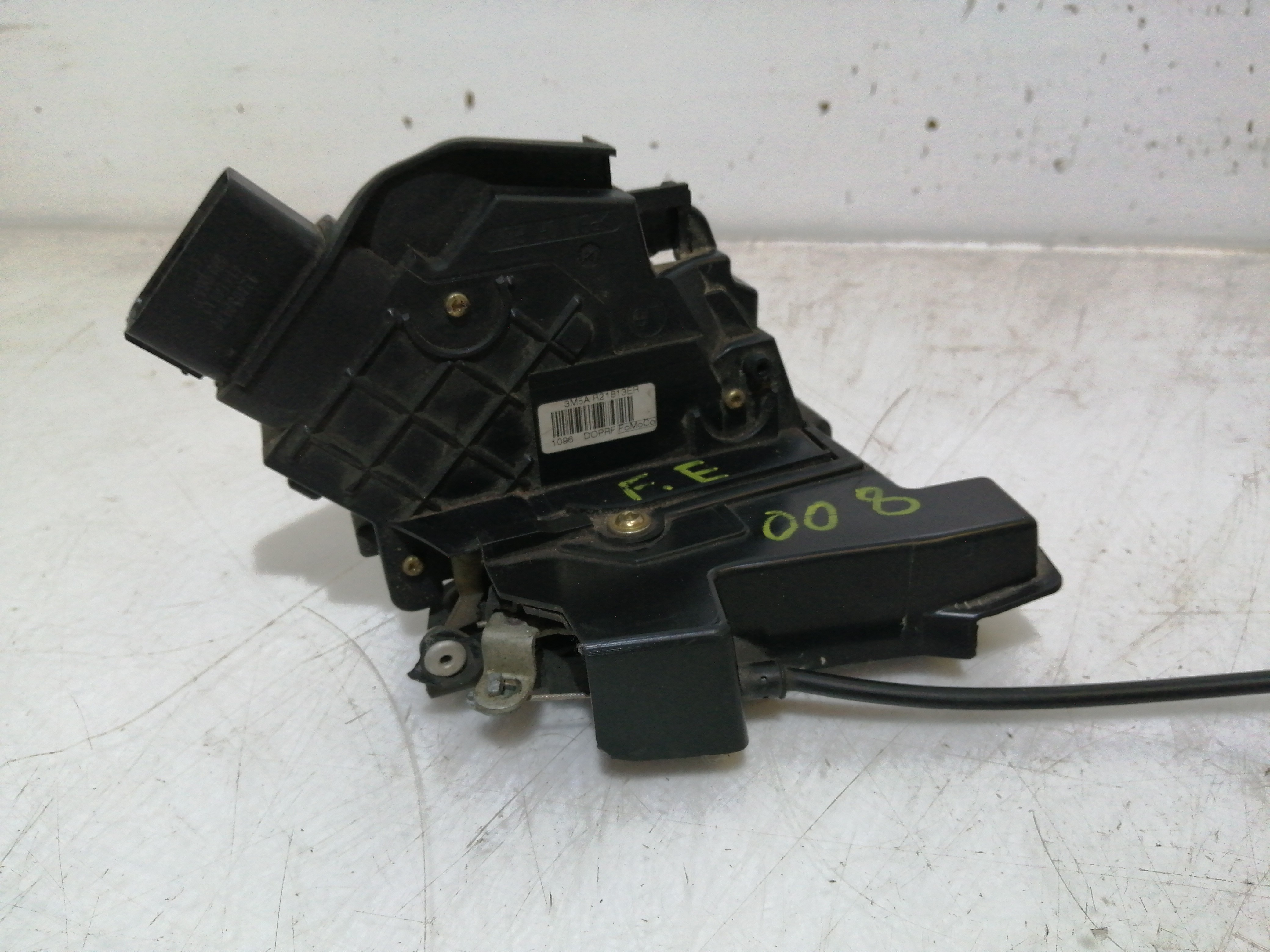 Fecho da Porta Frente Esquerdo FORD FOCUS II (DA_, HCP, DP) | 04 - 13