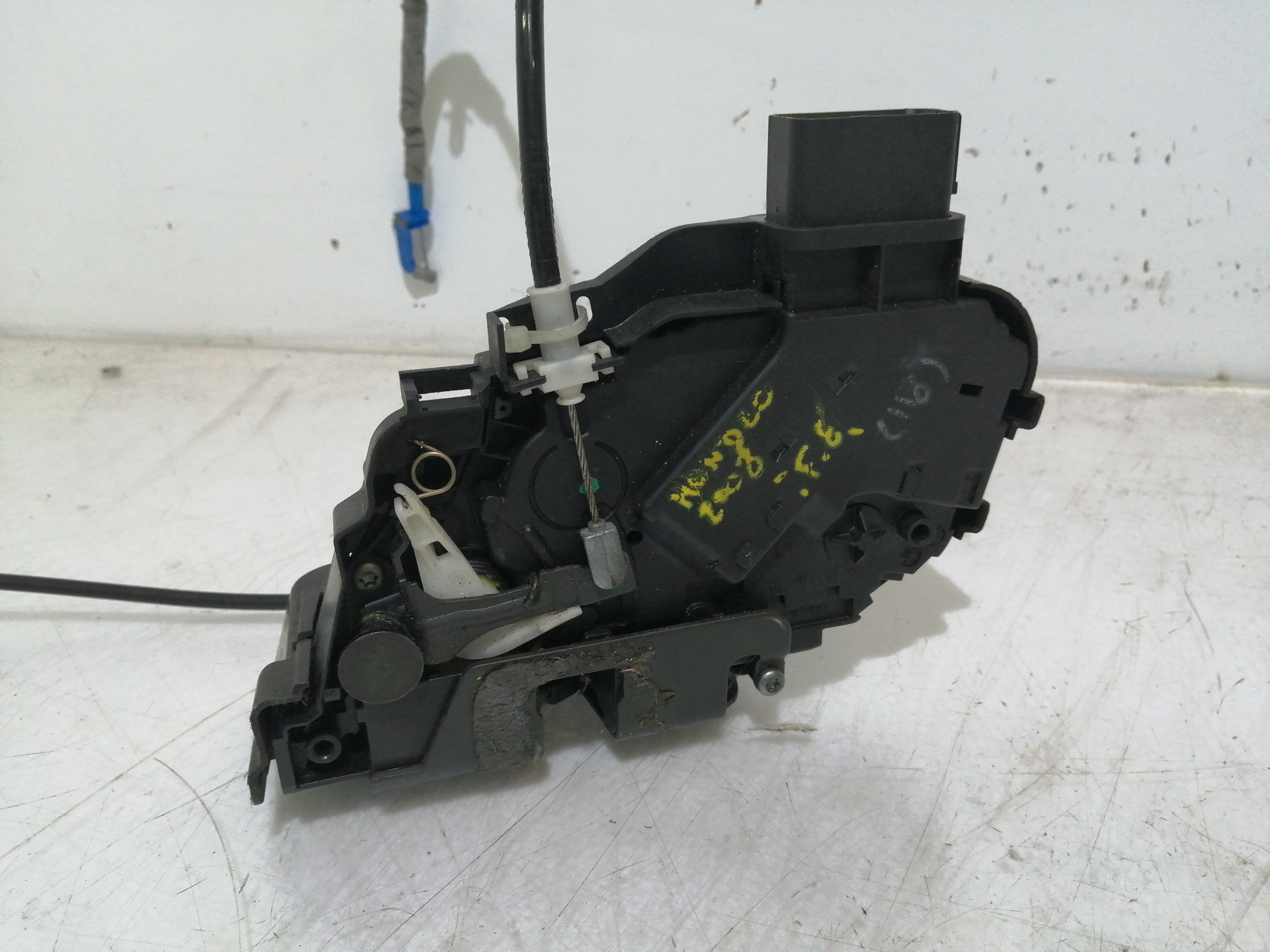 Fecho da Porta Frente Esquerdo FORD MONDEO IV Turnier (BA7) | 07 - 15 Imagem-1