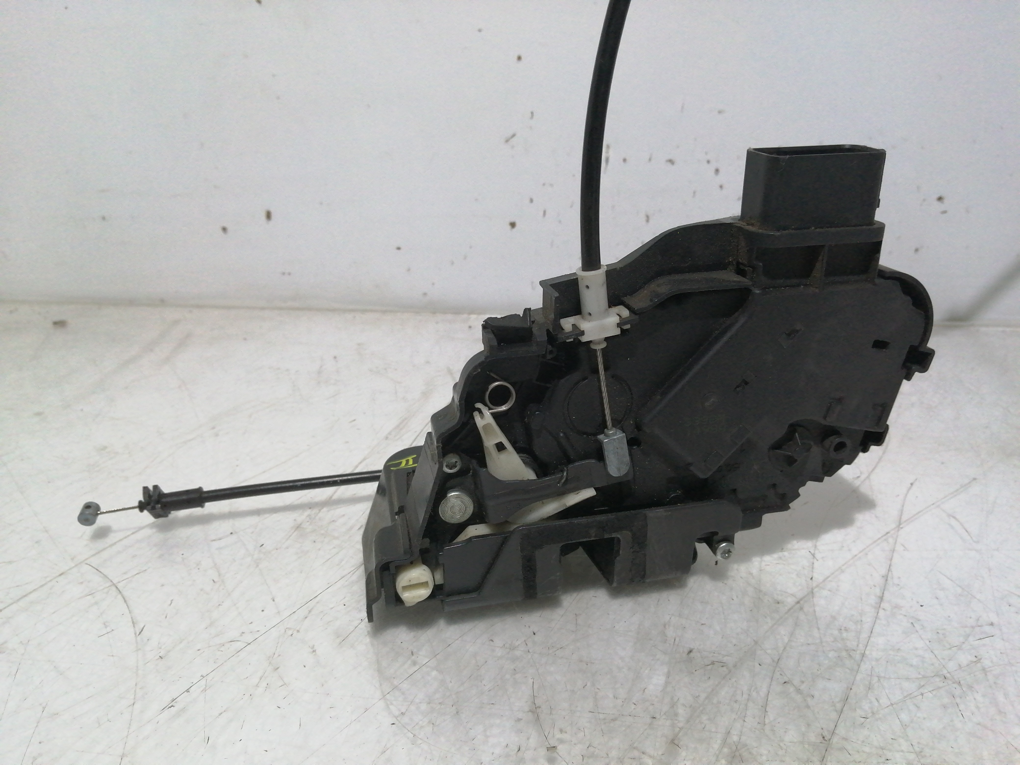 Fecho da Porta Trás Esquerdo FORD FOCUS II Turnier (DA_, FFS, DS) | 04 - 12 Imagem-1