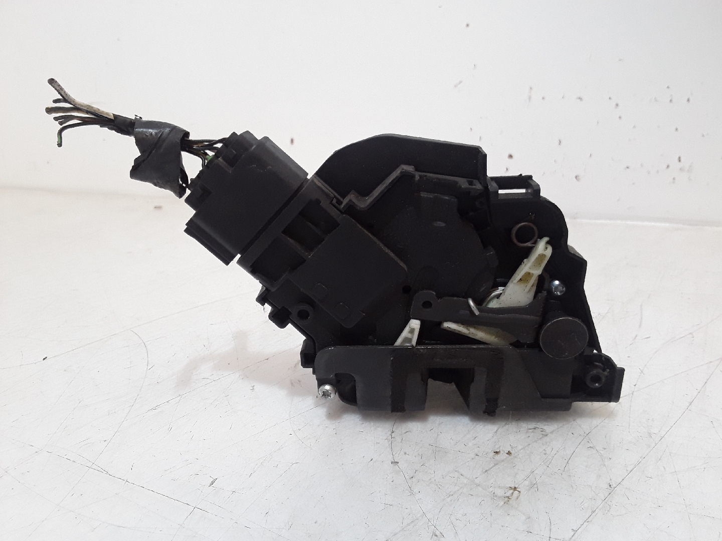 Fecho da Porta Frente Direito FORD FOCUS II (DA_, HCP, DP) | 04 - 13 Imagem-1