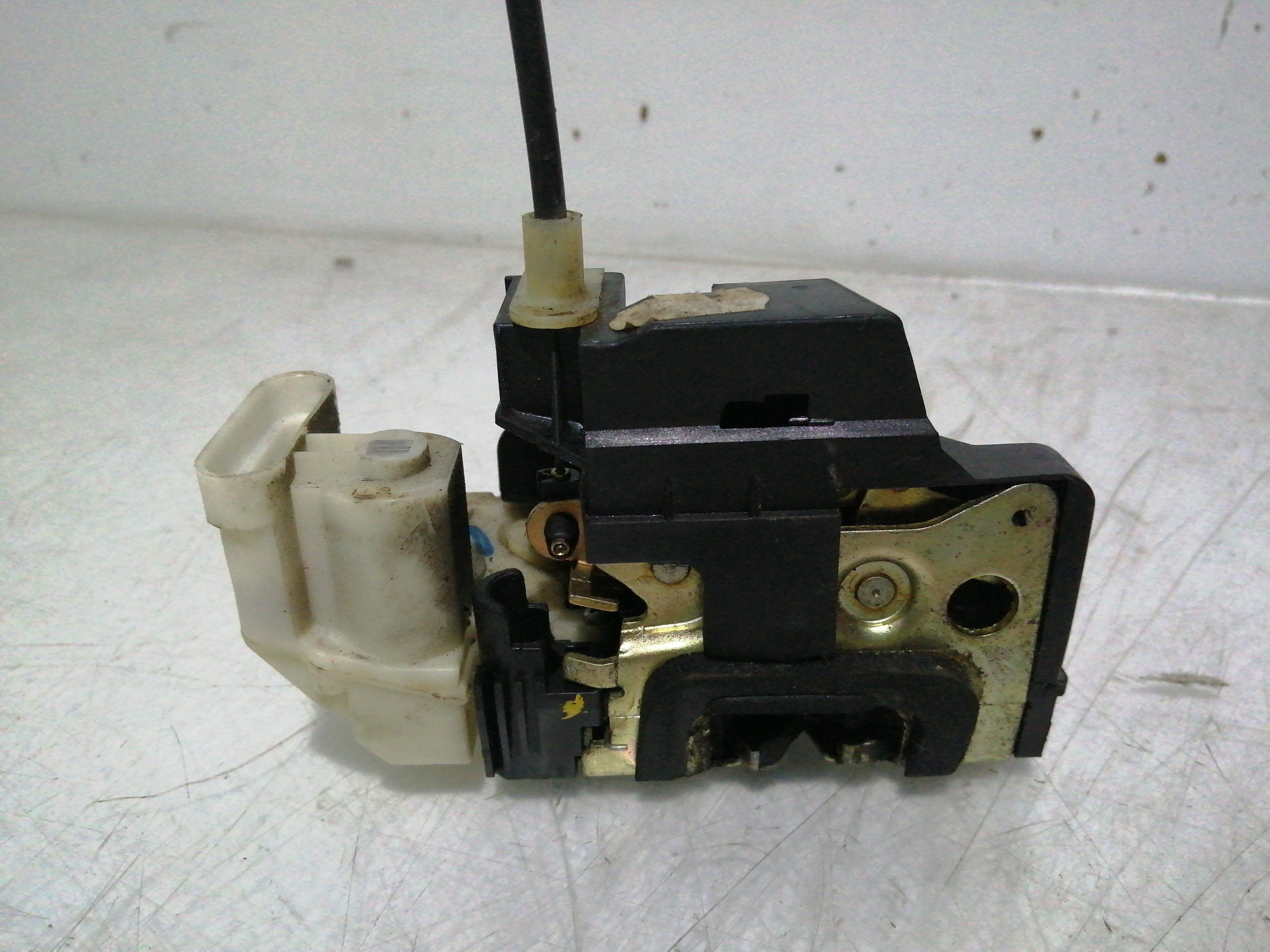 Fecho da Porta Frente Direito FIAT PALIO (178_) | 96 -  Imagem-1