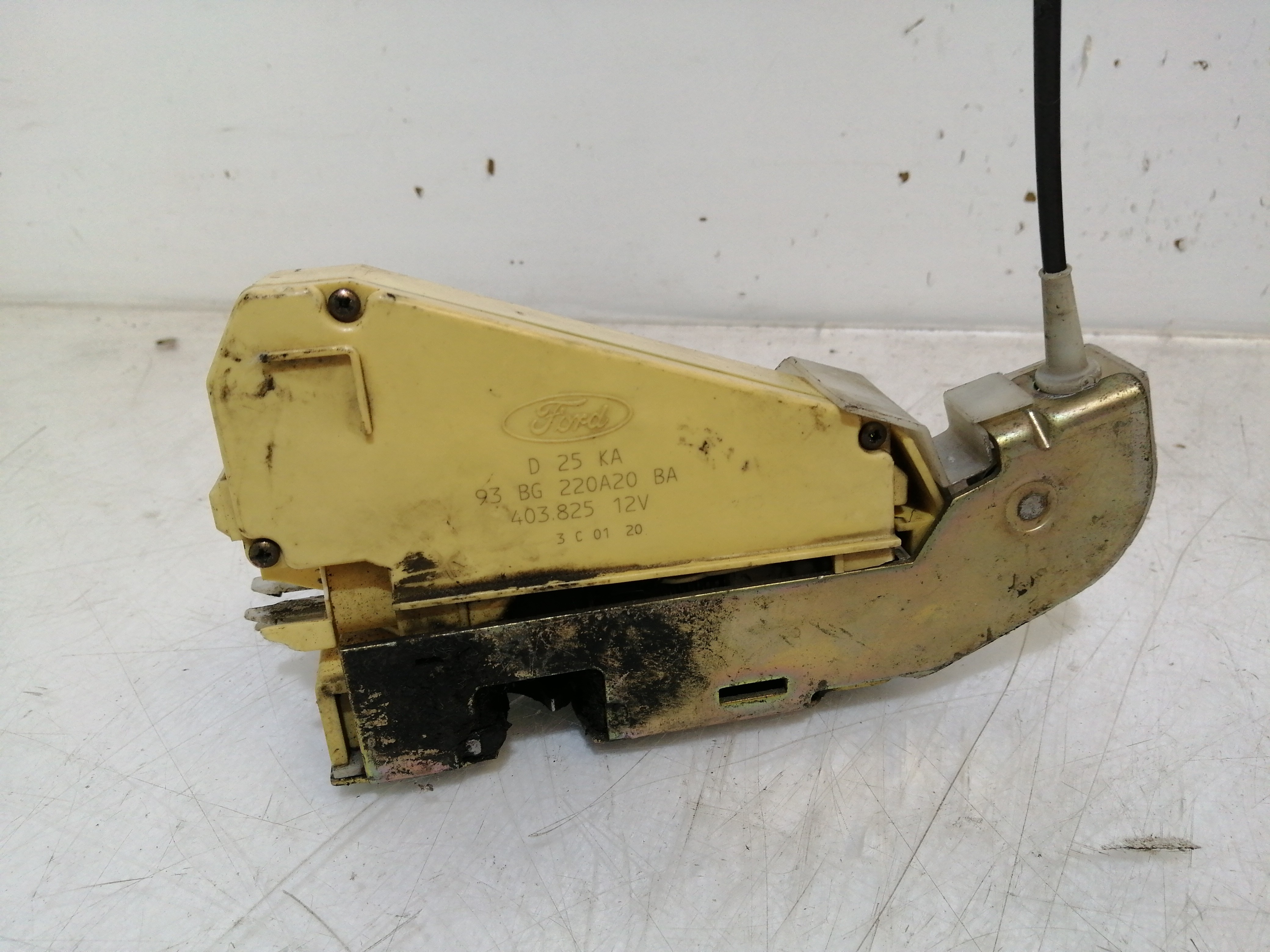 Fecho da Porta Frente Direito FORD MONDEO II (BAP) | 96 - 00 Imagem-1