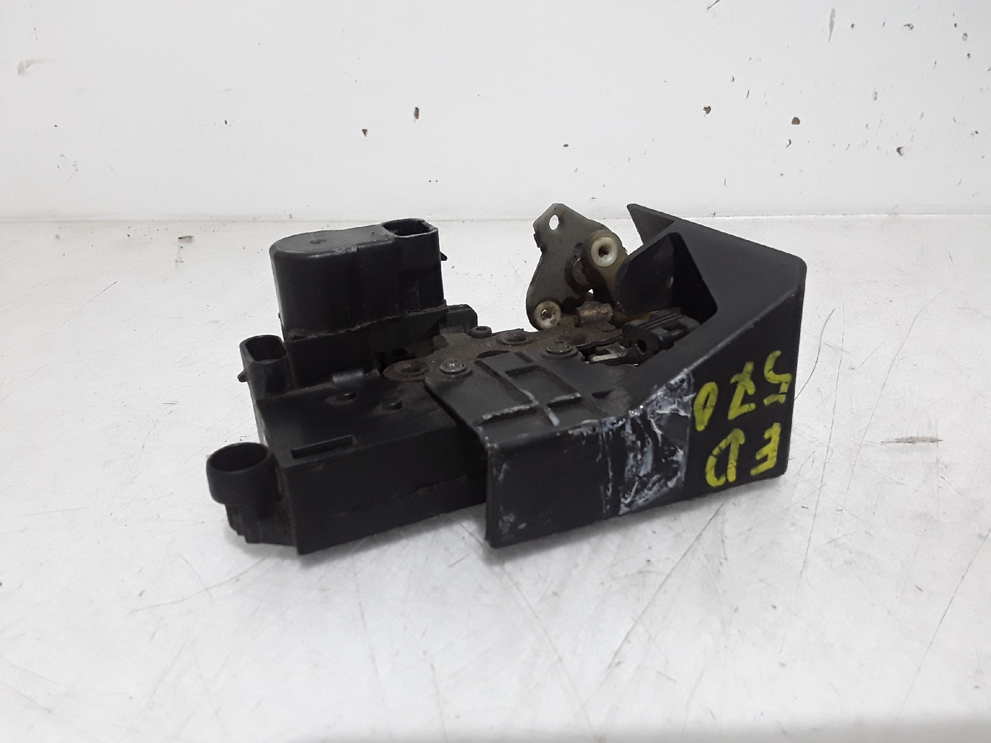 Fecho da Porta Frente Direito ALFA ROMEO 156 (932_) | 97 - 05