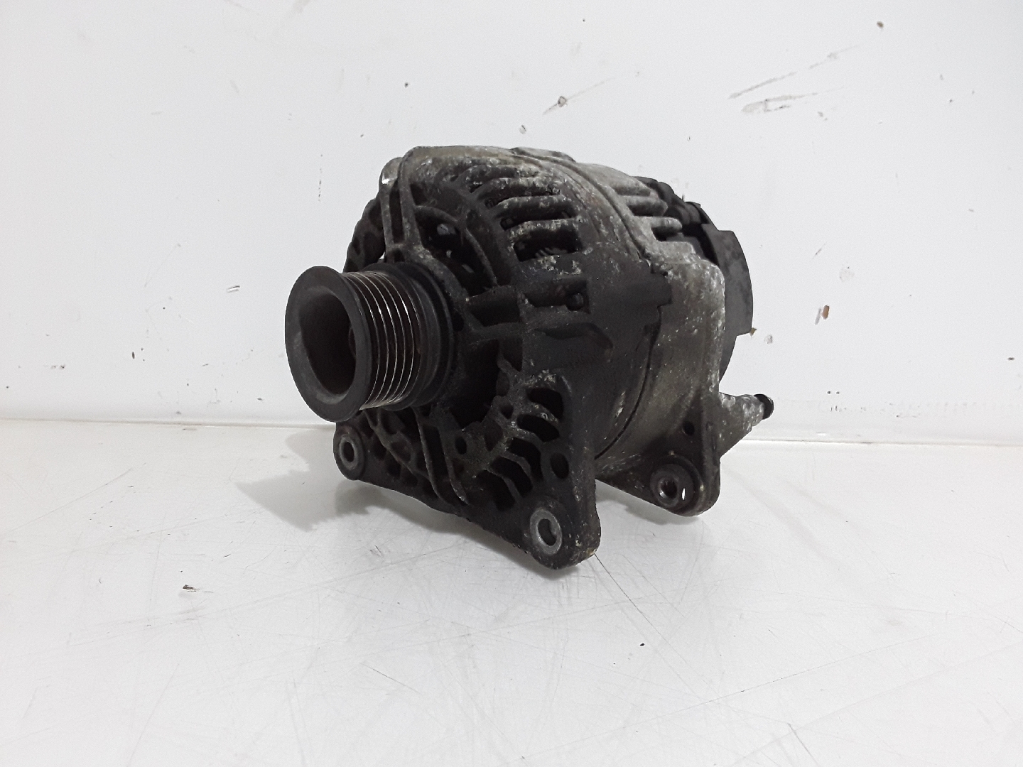 Alternador VOLKSWAGEN POLO (6N2) | 99 - 01 Imagem-1