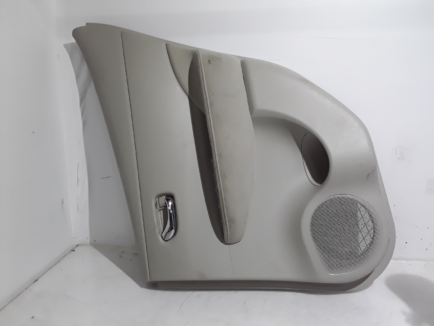 Quartela / forra Porta Tras Direito NISSAN LEAF (ZE0) | 10 - 