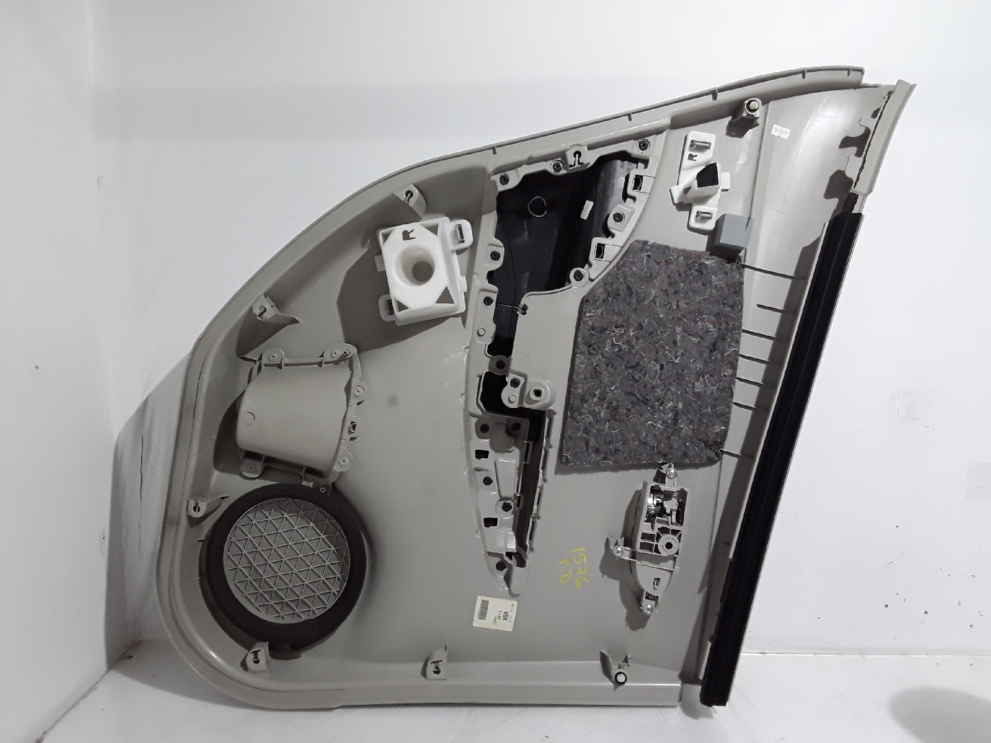 Quartela / forra Porta Tras Direito NISSAN LEAF (ZE0) | 10 -  Imagem-1
