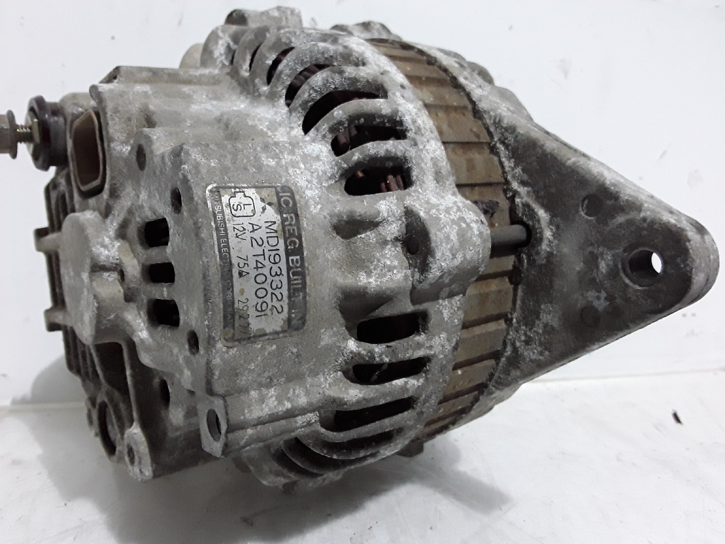 Alternador MITSUBISHI LANCER IV Hatchback (C6_A, C7_A) | 88 - 94 Imagem-2
