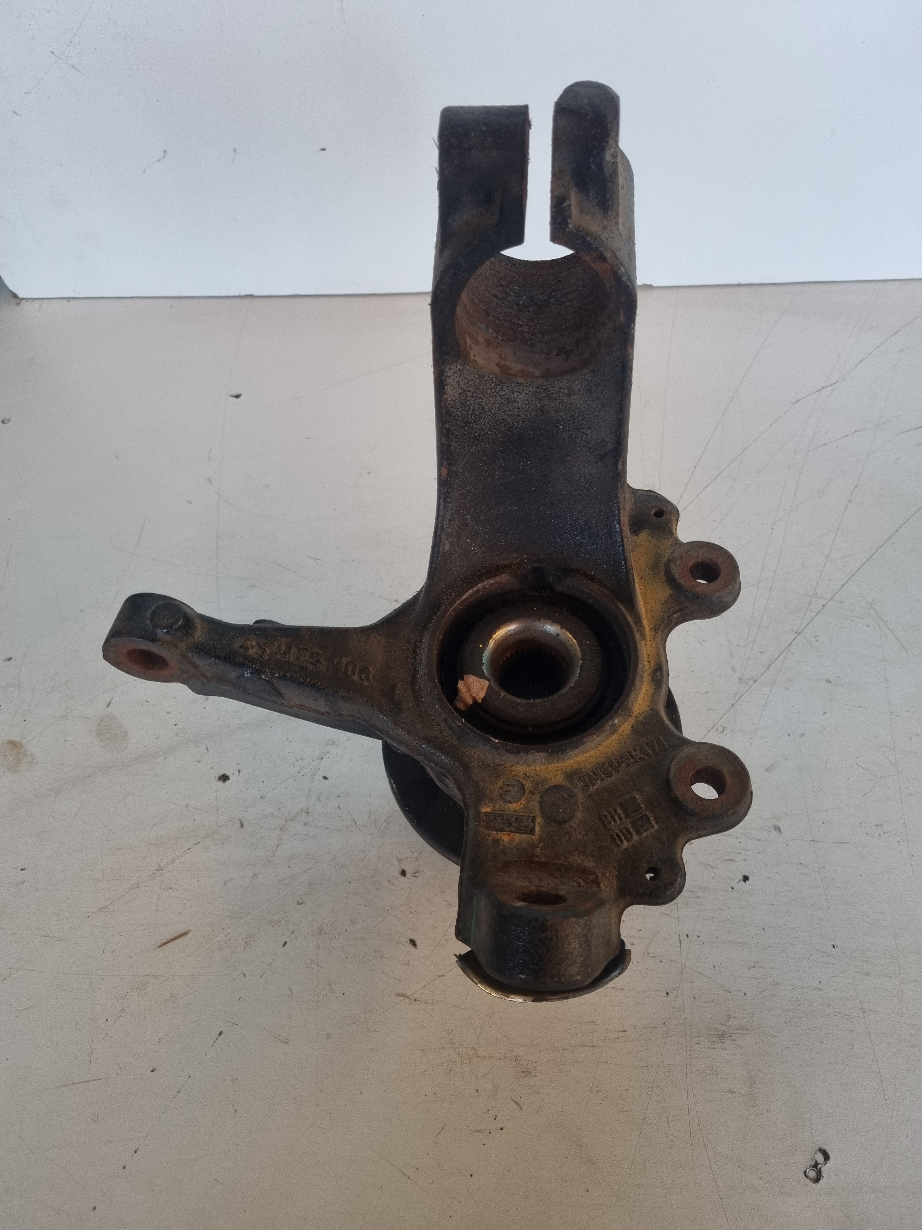 Manga de Eixo Frente Esquerda FORD FOCUS II (DA_, HCP, DP) | 04 - 13 Imagem-1