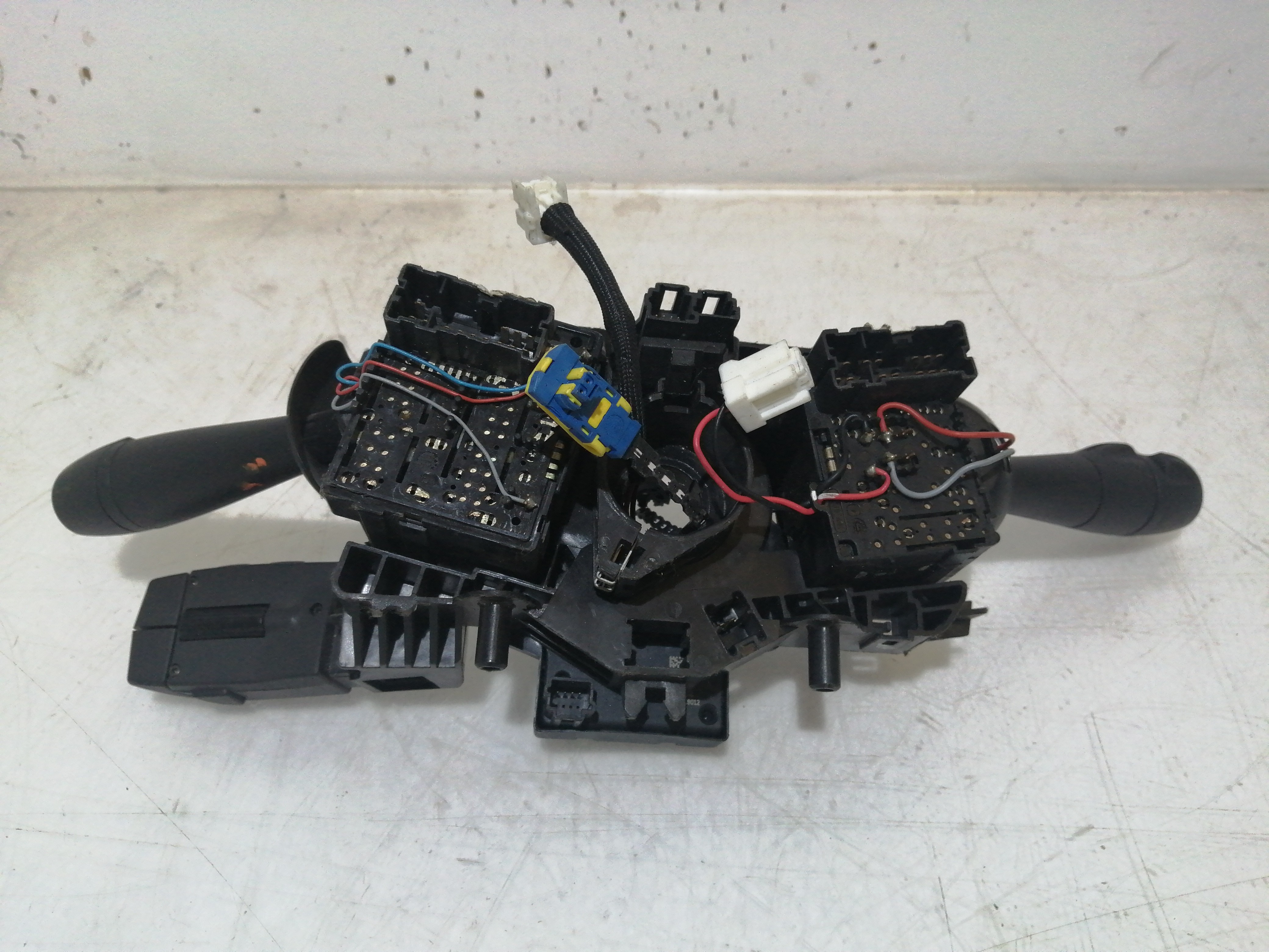 Manipulos luzes / limpas Conjunto  RENAULT CLIO IV (BH_) | 12 -  Imagem-1