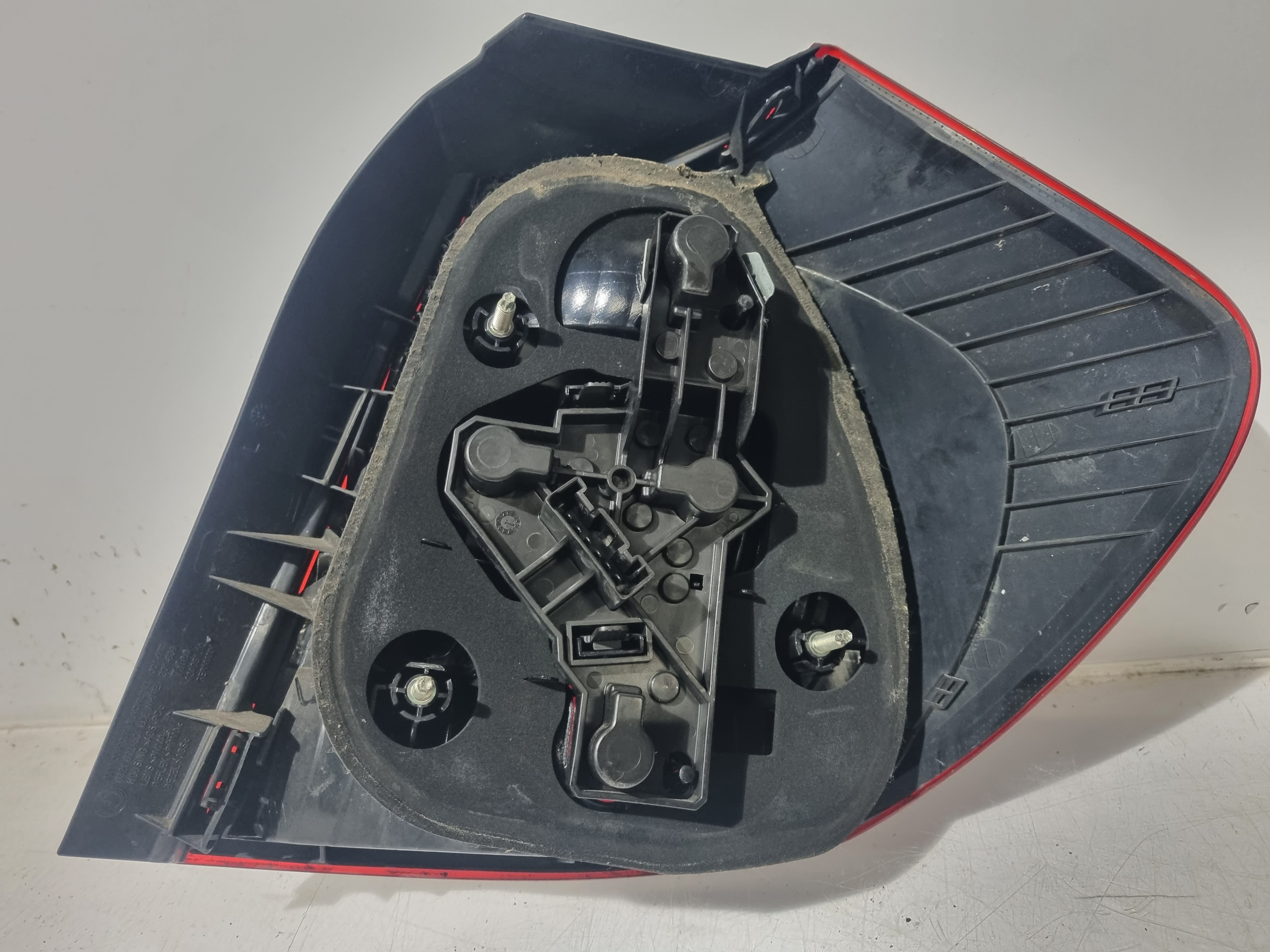 Farolim Stop Esquerdo BMW 1 (E87) | 03 - 13 Imagem-3