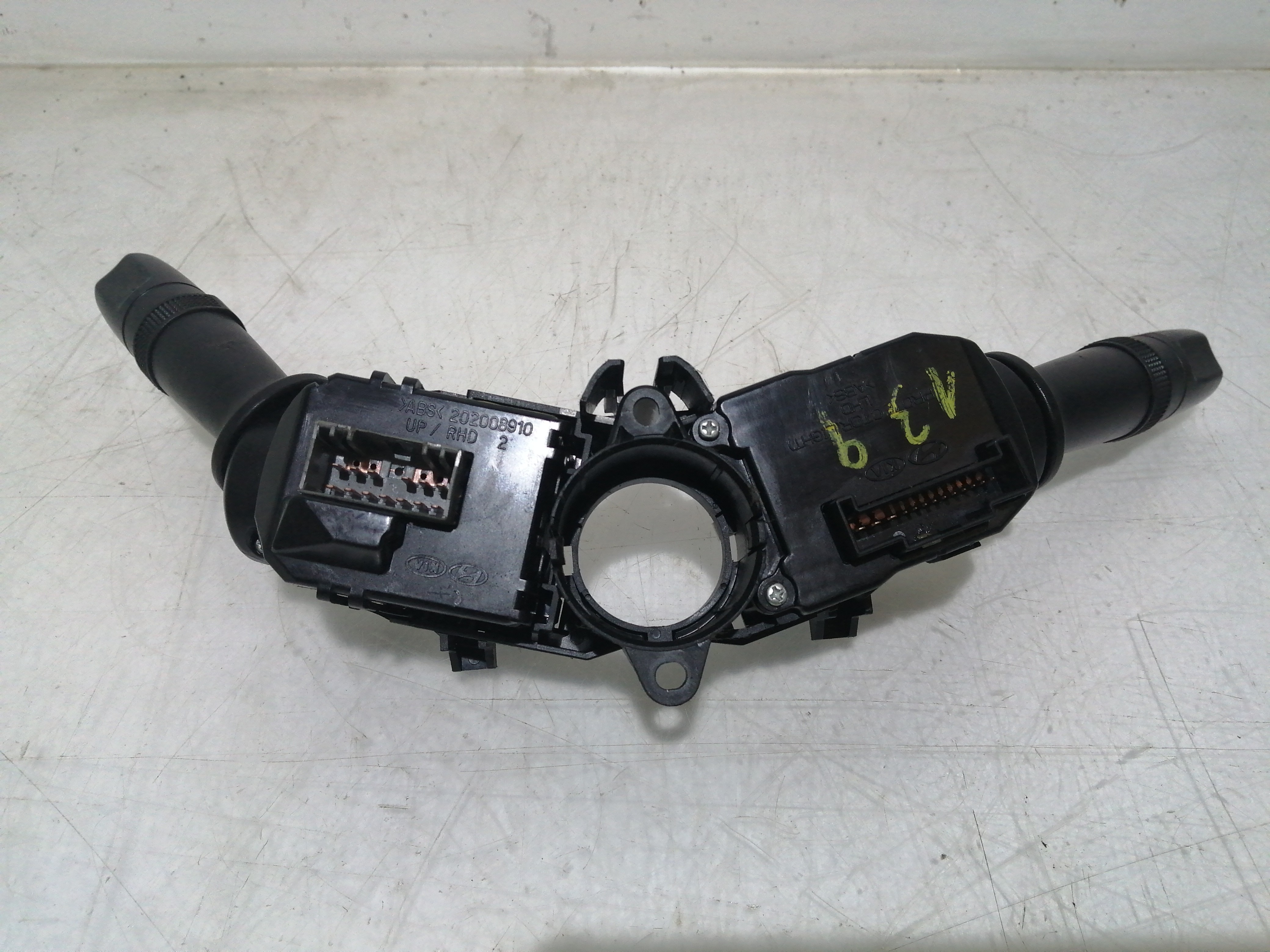Manipulos luzes / limpas Conjunto  KIA RIO III (UB) | 11 -  Imagem-1