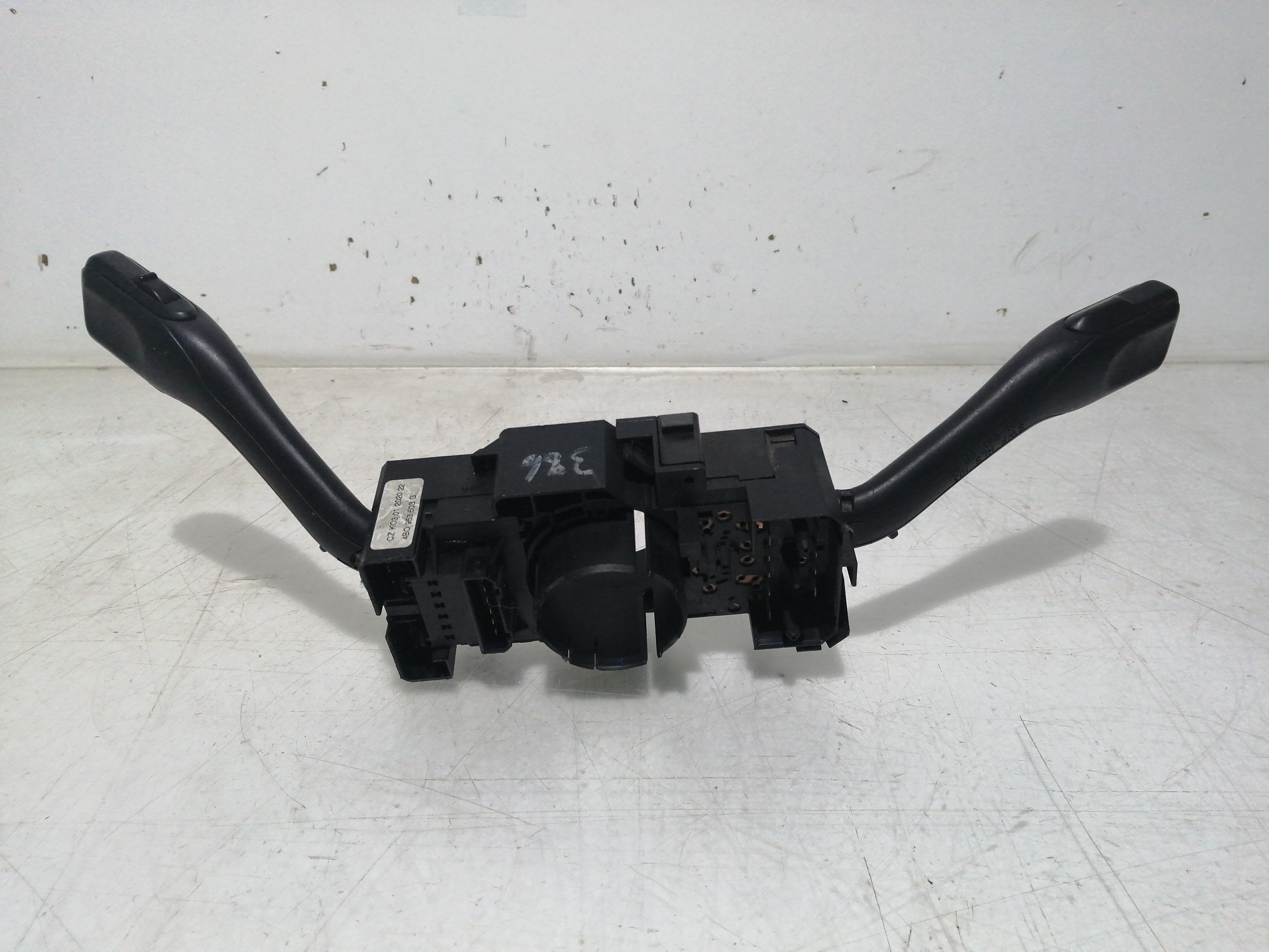 Manipulos luzes / limpas Conjunto  SKODA OCTAVIA I (1U2) | 96 - 10 Imagem-1