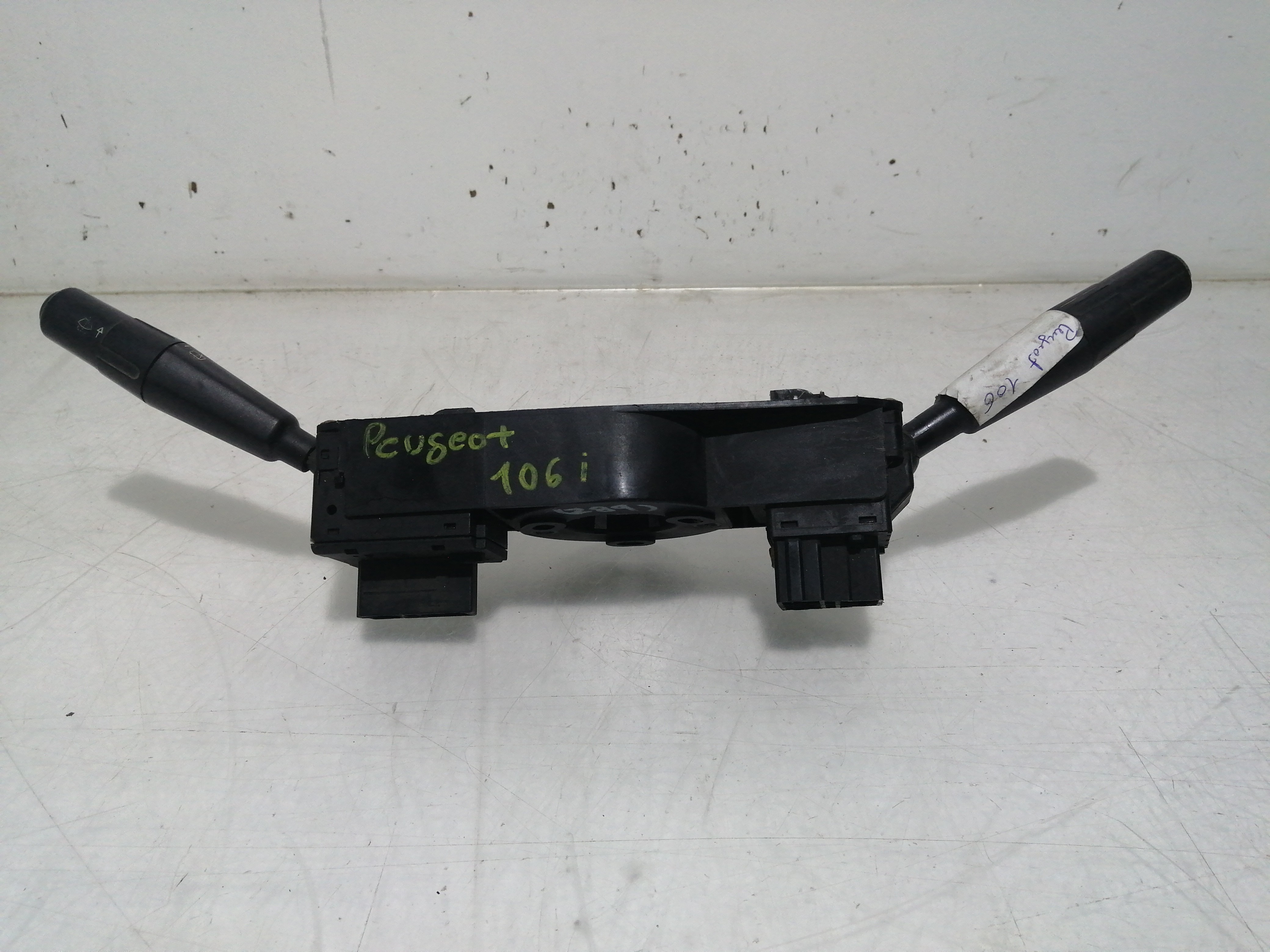 Manipulos luzes / limpas Conjunto  PEUGEOT 106 I (1A, 1C) | 91 - 96 Imagem-1