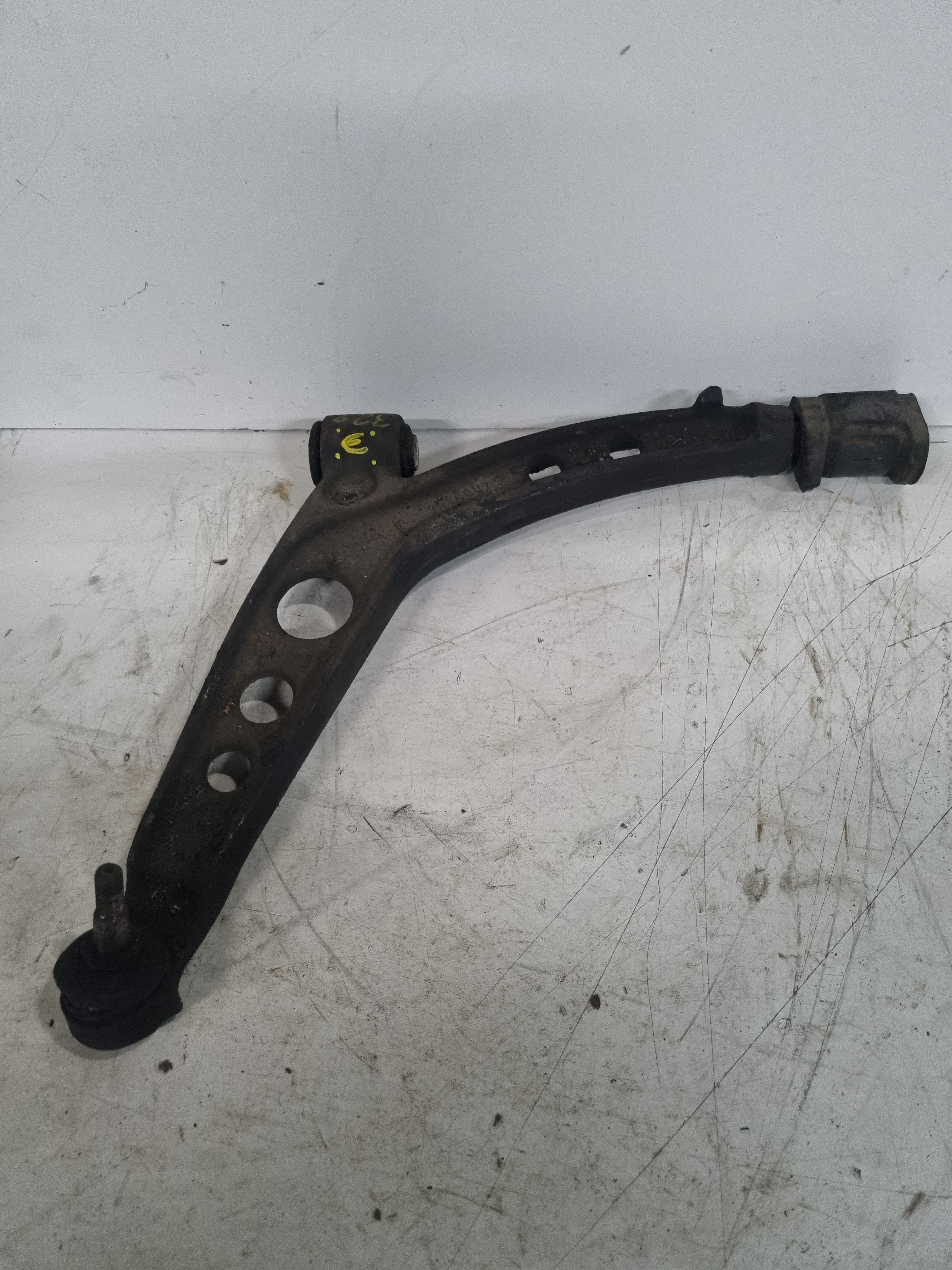 Braço de suspensão pequeno esquerdo FIAT SEICENTO / 600 (187_) | 97 - 10