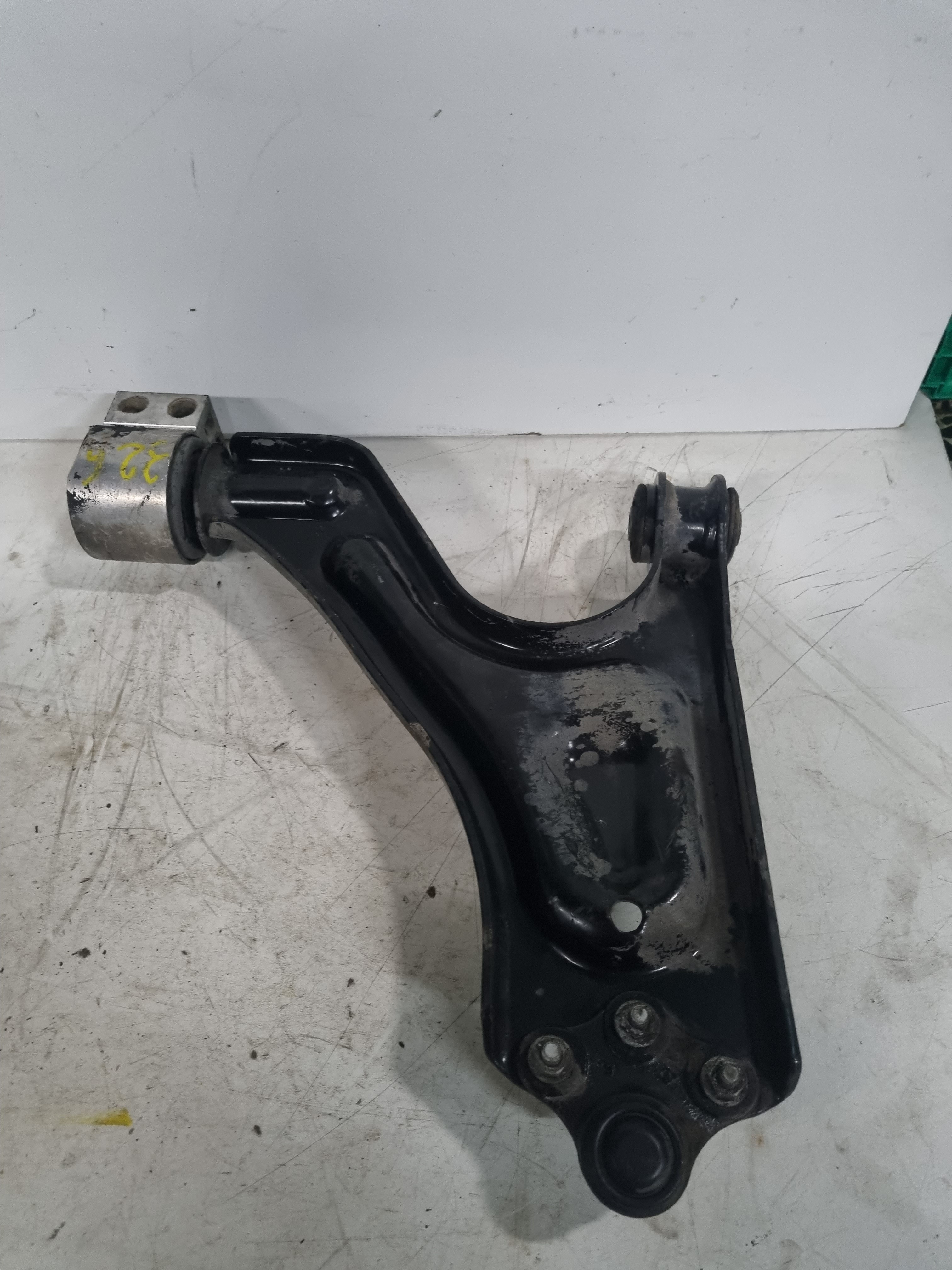 Braço de suspensão pequeno esquerdo SAAB 9-5 (YS3E) | 97 - 09 Imagem-1