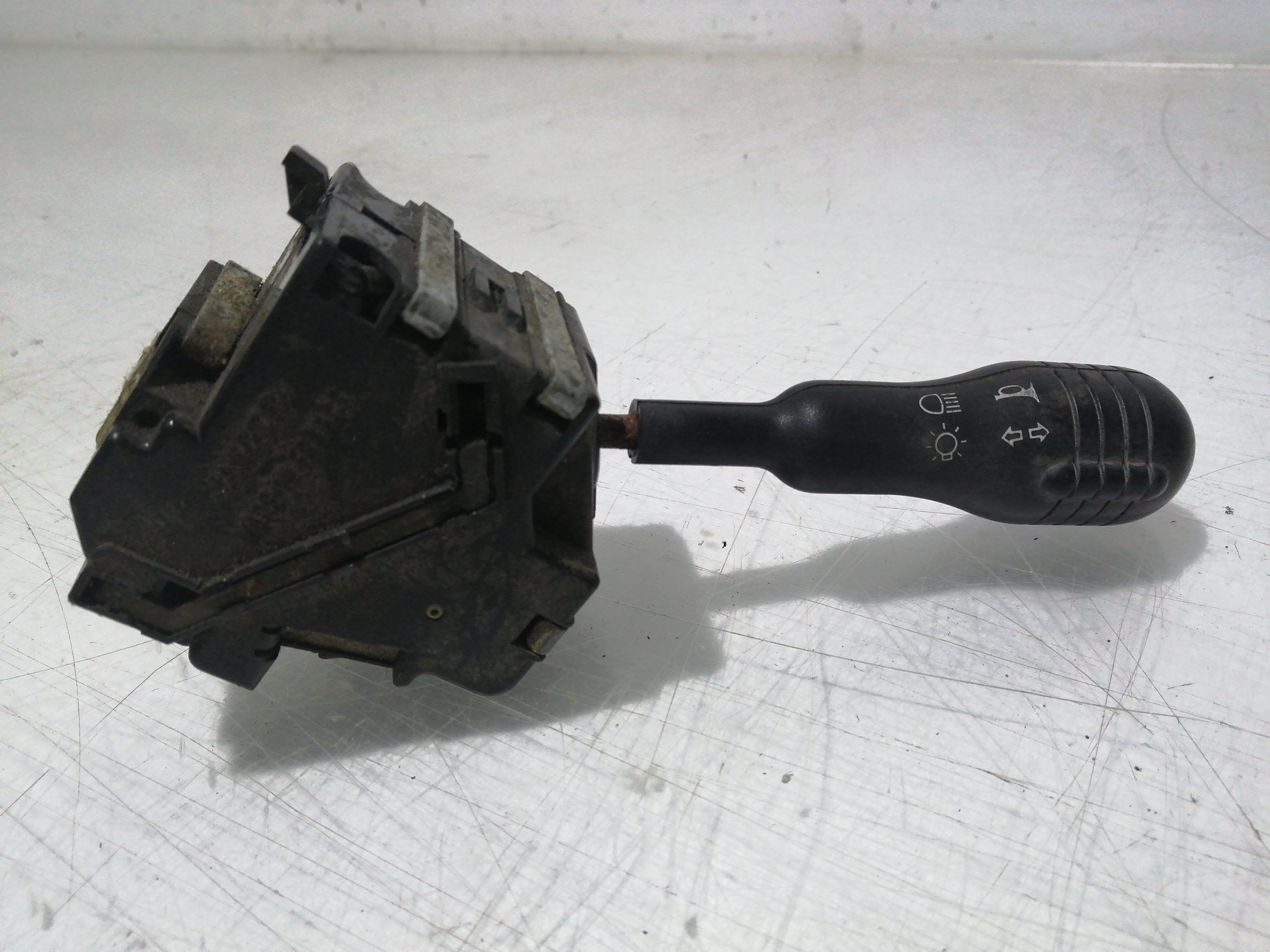 Manipulo de Luzes / Piscas RENAULT TWINGO I (C06_) | 93 - 12