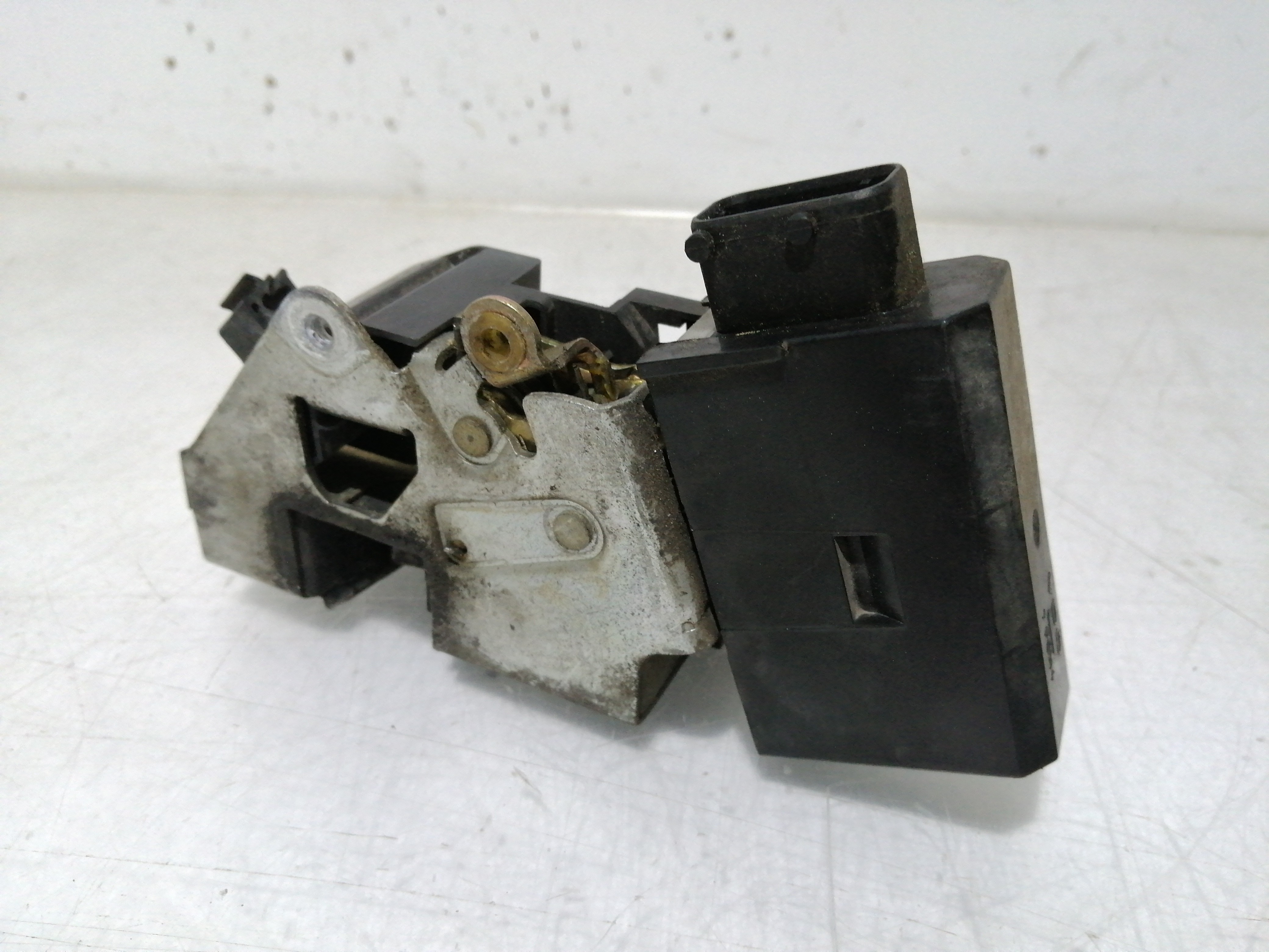 Fecho da Porta Frente Direito BMW 3 Touring (E36) | 94 - 99 Imagem-1