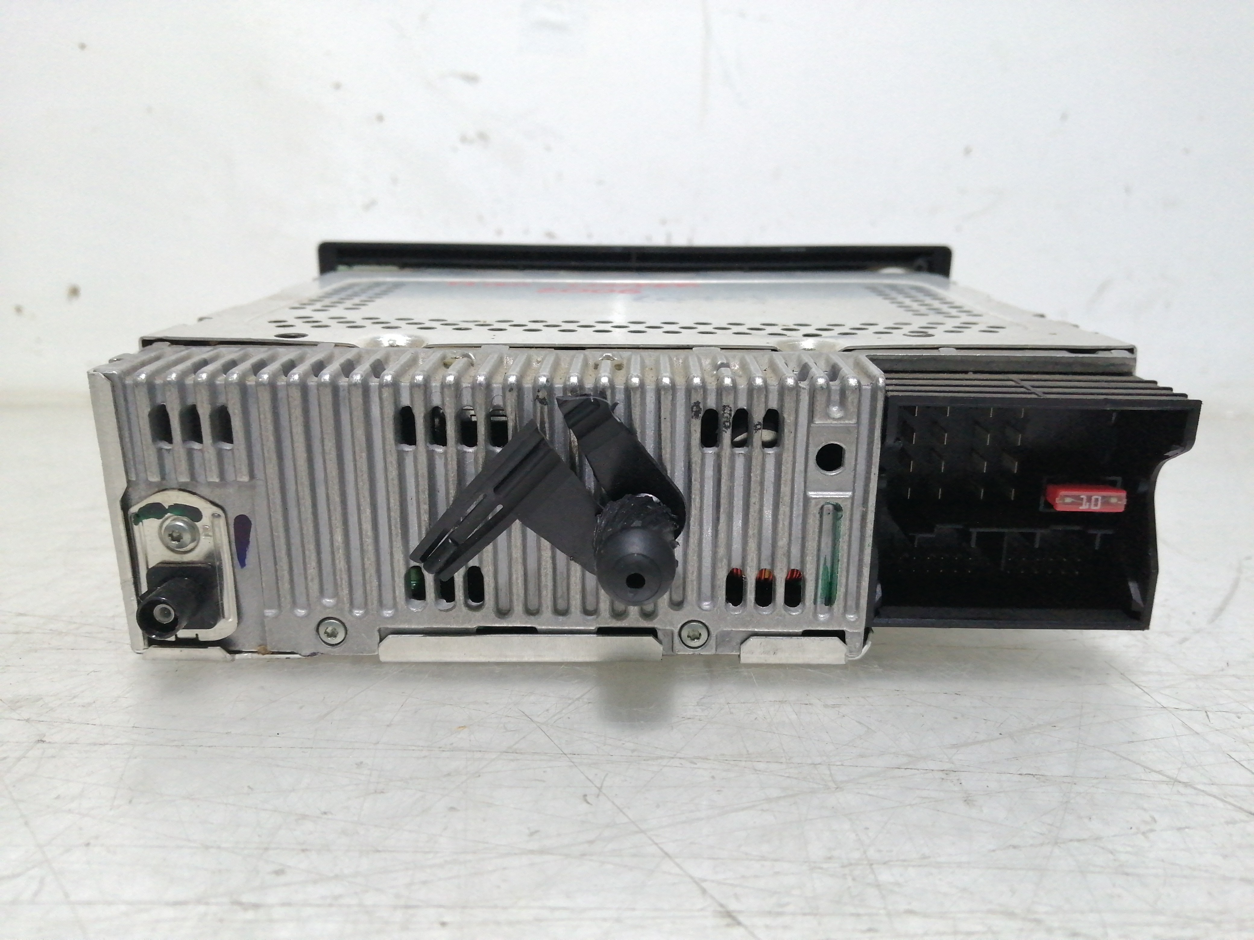 Rádio MINI MINI (R50, R53) | 01 - 06 Imagem-1