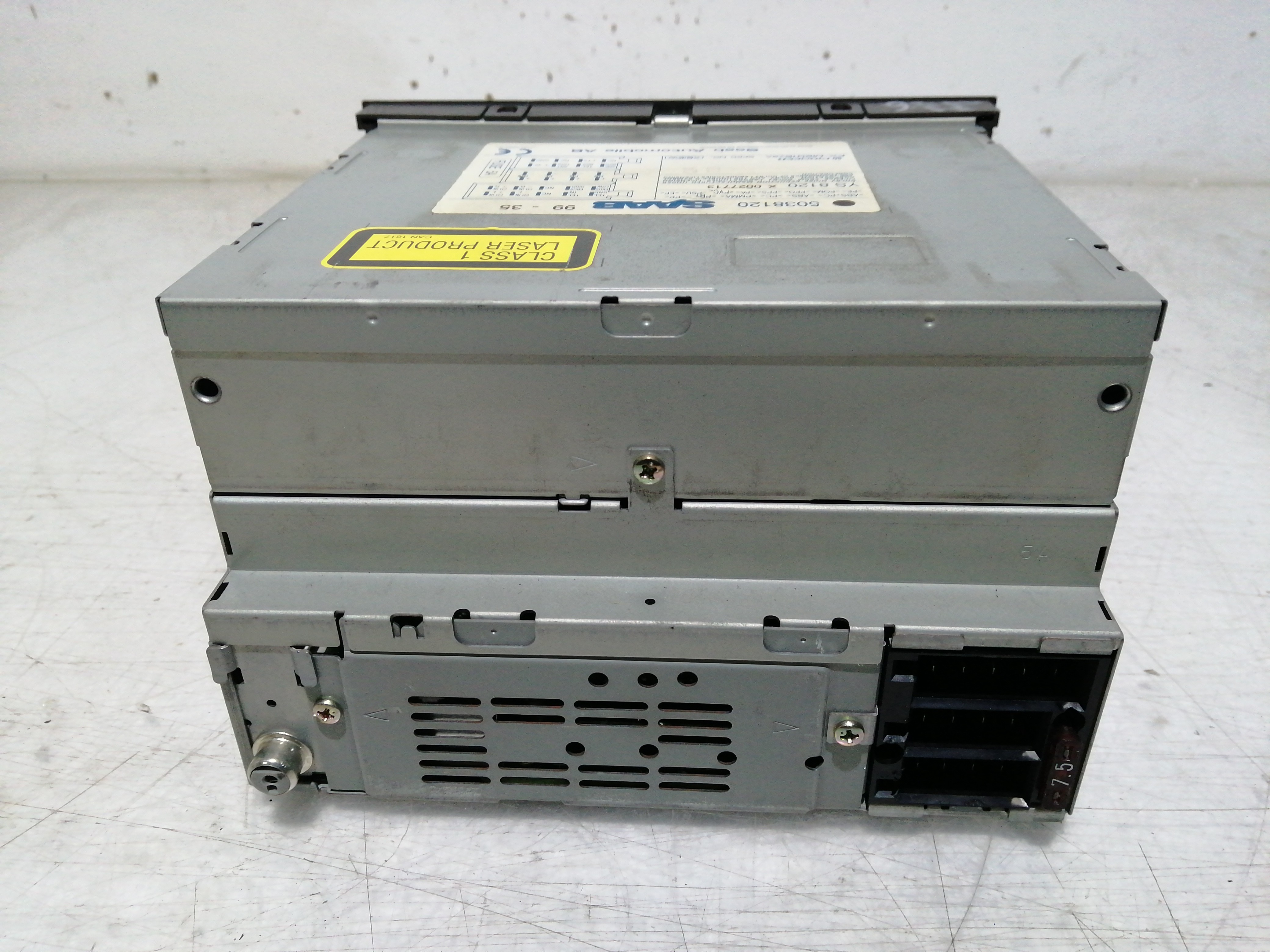 Rádio SAAB 9-5 (YS3E) | 97 - 09 Imagem-2