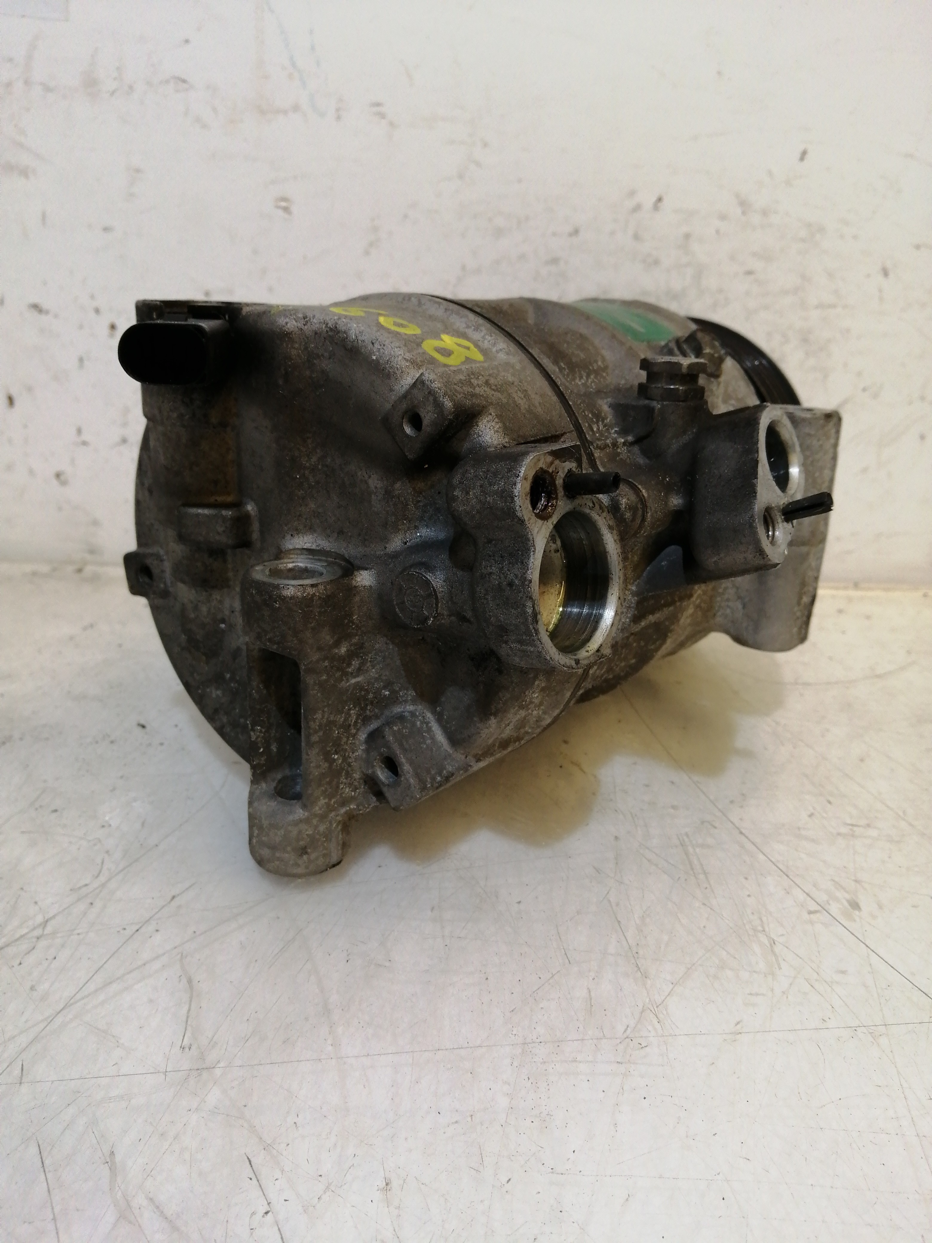 Compressor do Ar Condicionado VOLKSWAGEN PASSAT (3C2) | 05 - 10 Imagem-2