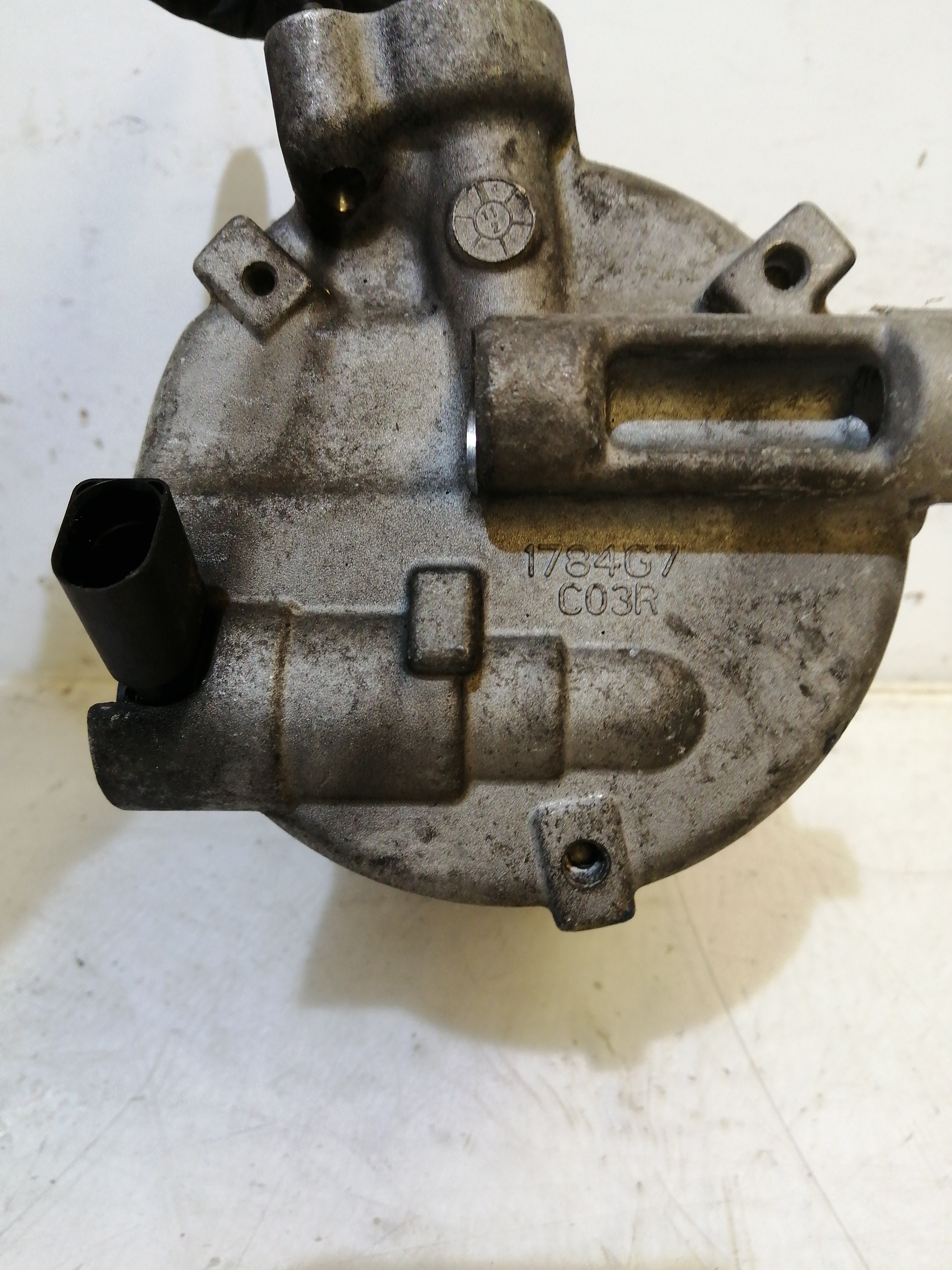 Compressor do Ar Condicionado VOLKSWAGEN PASSAT (3C2) | 05 - 10 Imagem-3