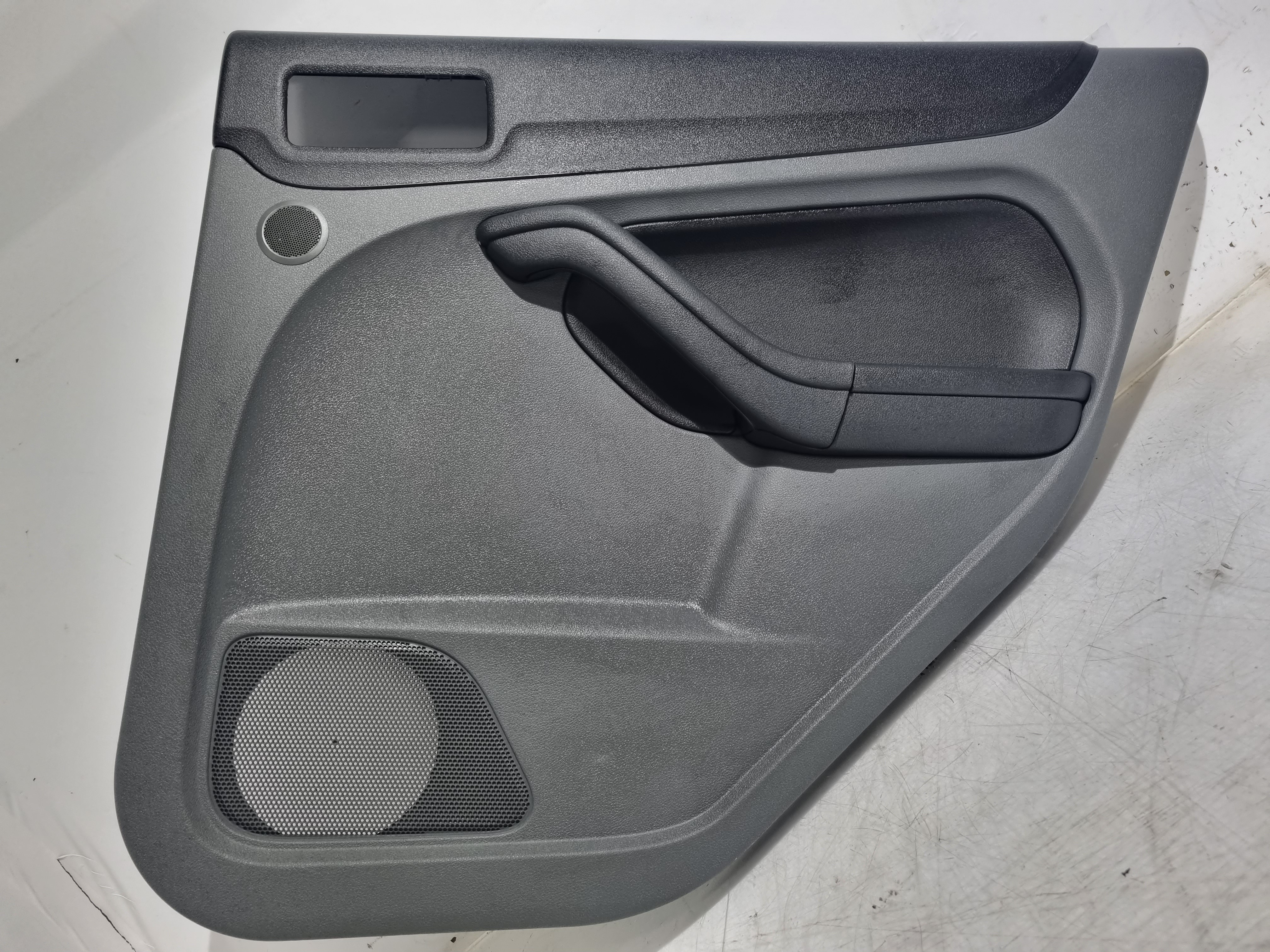 Quartela / forra Porta Tras Direito FORD FOCUS II (DA_, HCP, DP) | 04 - 13
