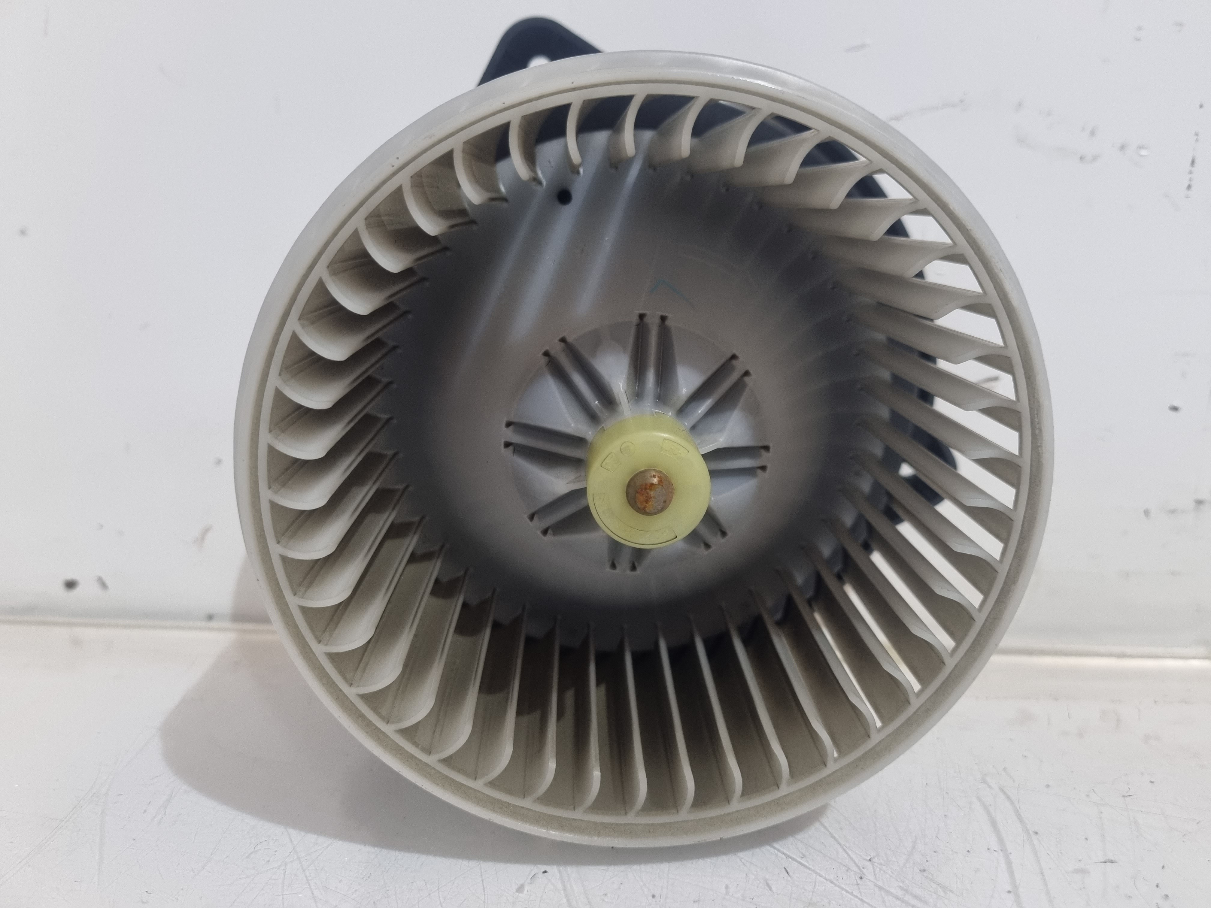 Motor da Climatizaçao / Sofagem MITSUBISHI GRANDIS (NA_W) | 03 - 11 Imagem-2