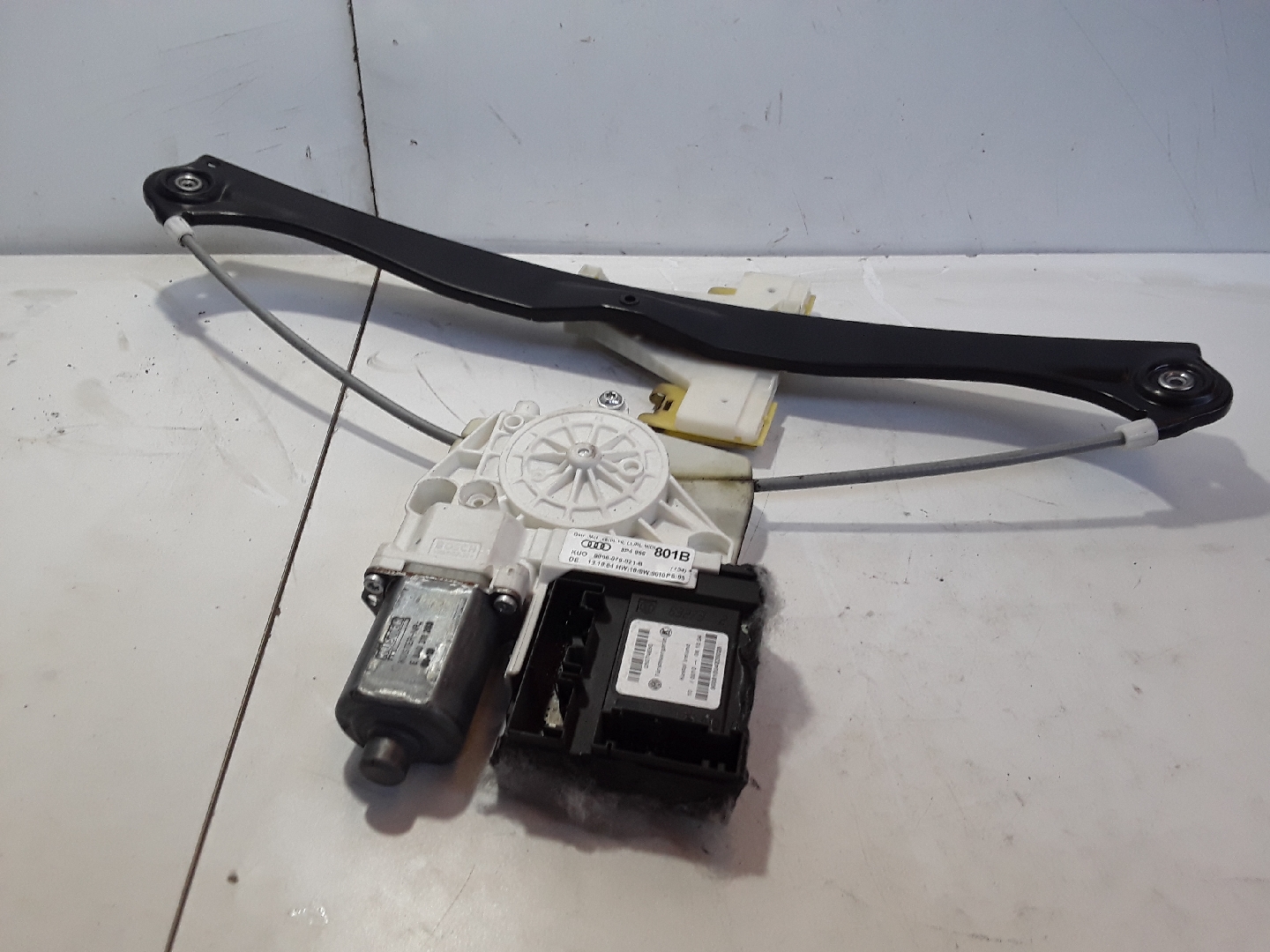 Elevador Trás Esquerdo Elétrico AUDI A3 Sportback (8PA) | 04 - 15