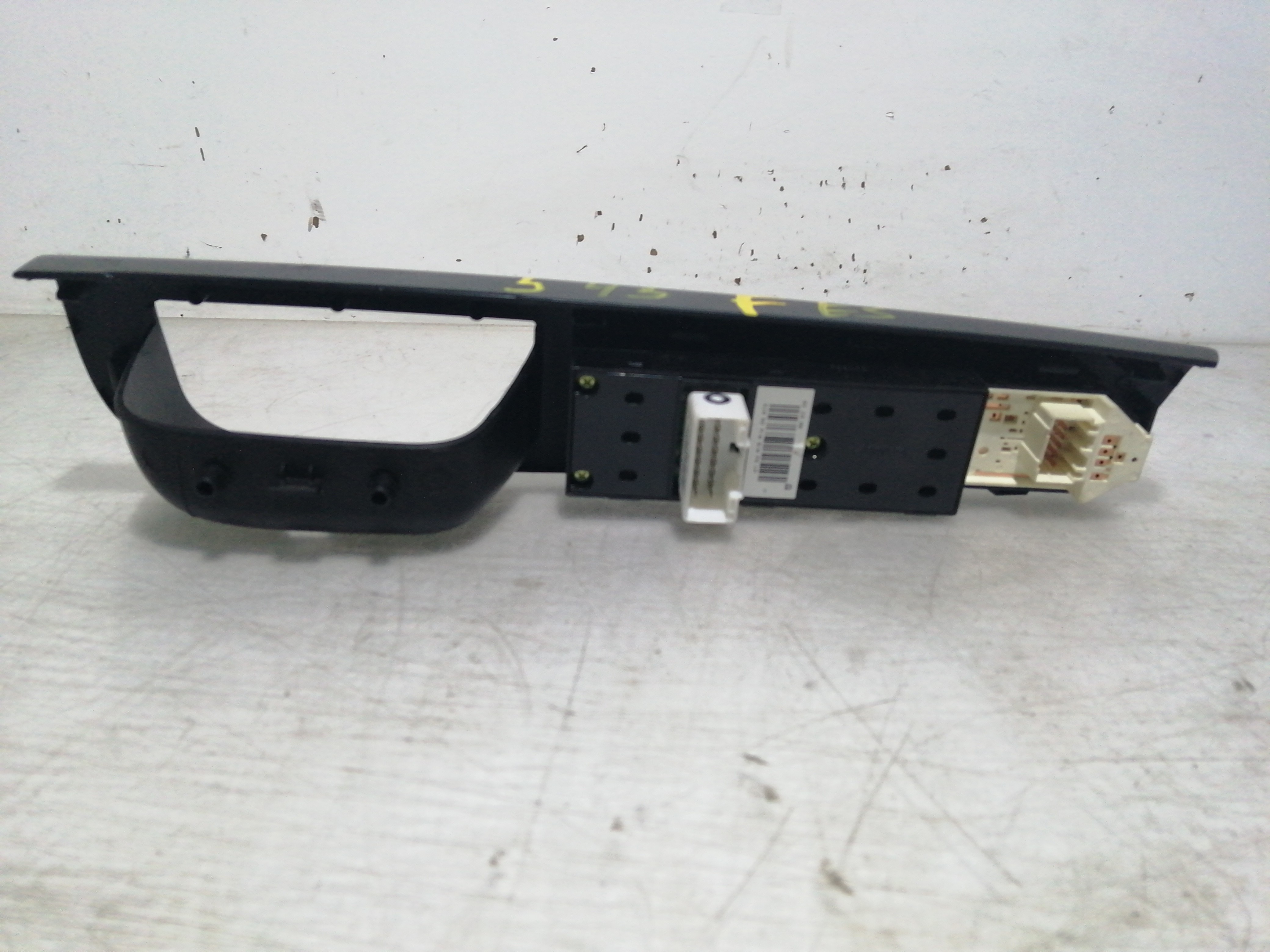 Interruptor Vidros Frente Esquerdo KIA CEED SW (ED) | 07 - 12 Imagem-2