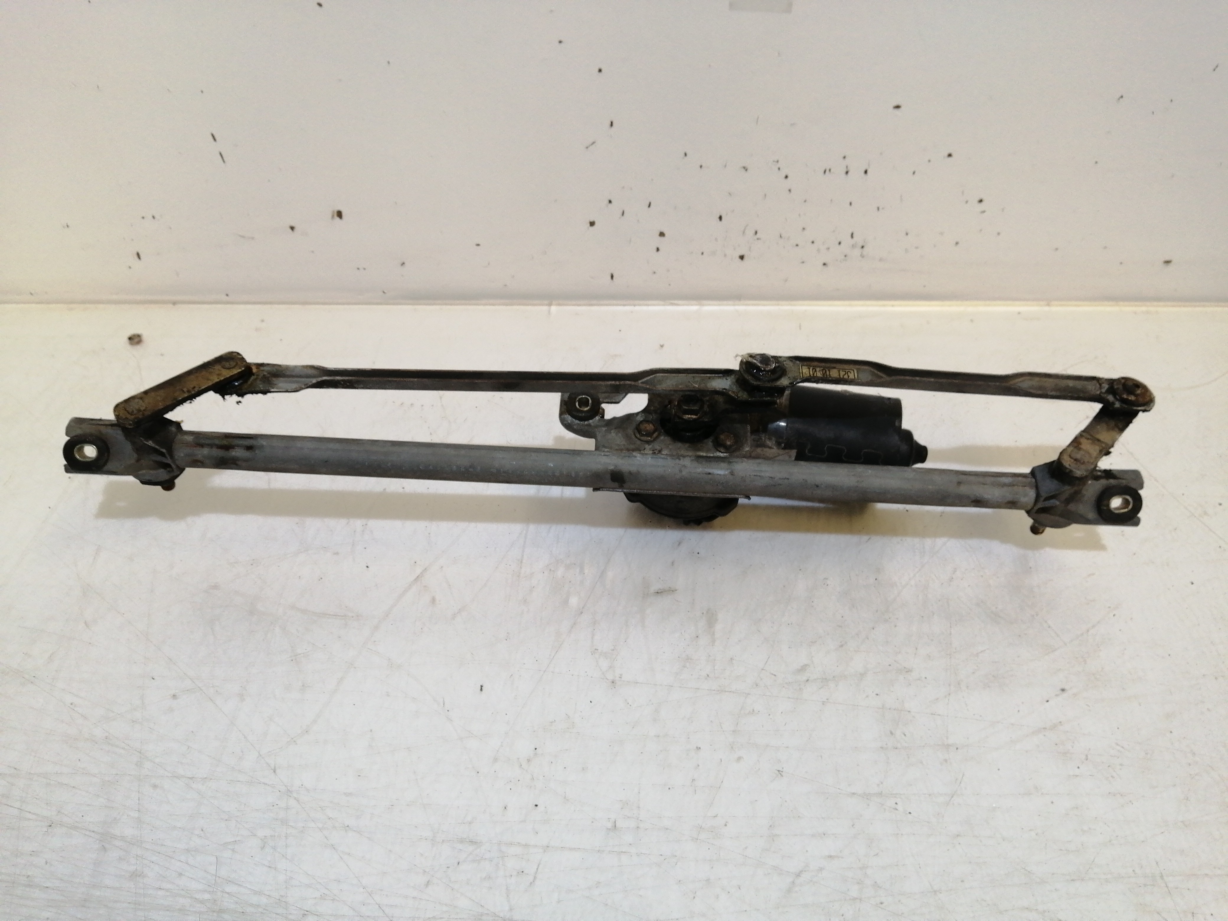 Motor Limpa Vidro Frente OPEL VECTRA A Hatchback (J89) | 88 - 95 Imagem-1