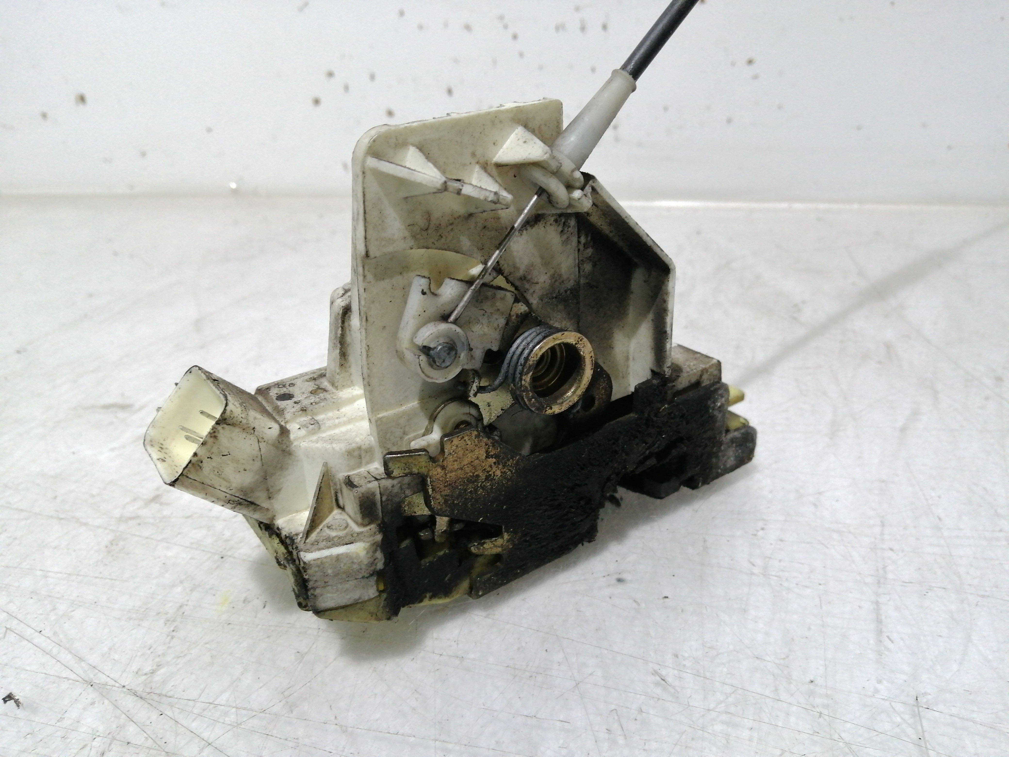 Fecho da Porta Frente Direito FORD FOCUS (DAW, DBW) | 98 - 09 Imagem-1