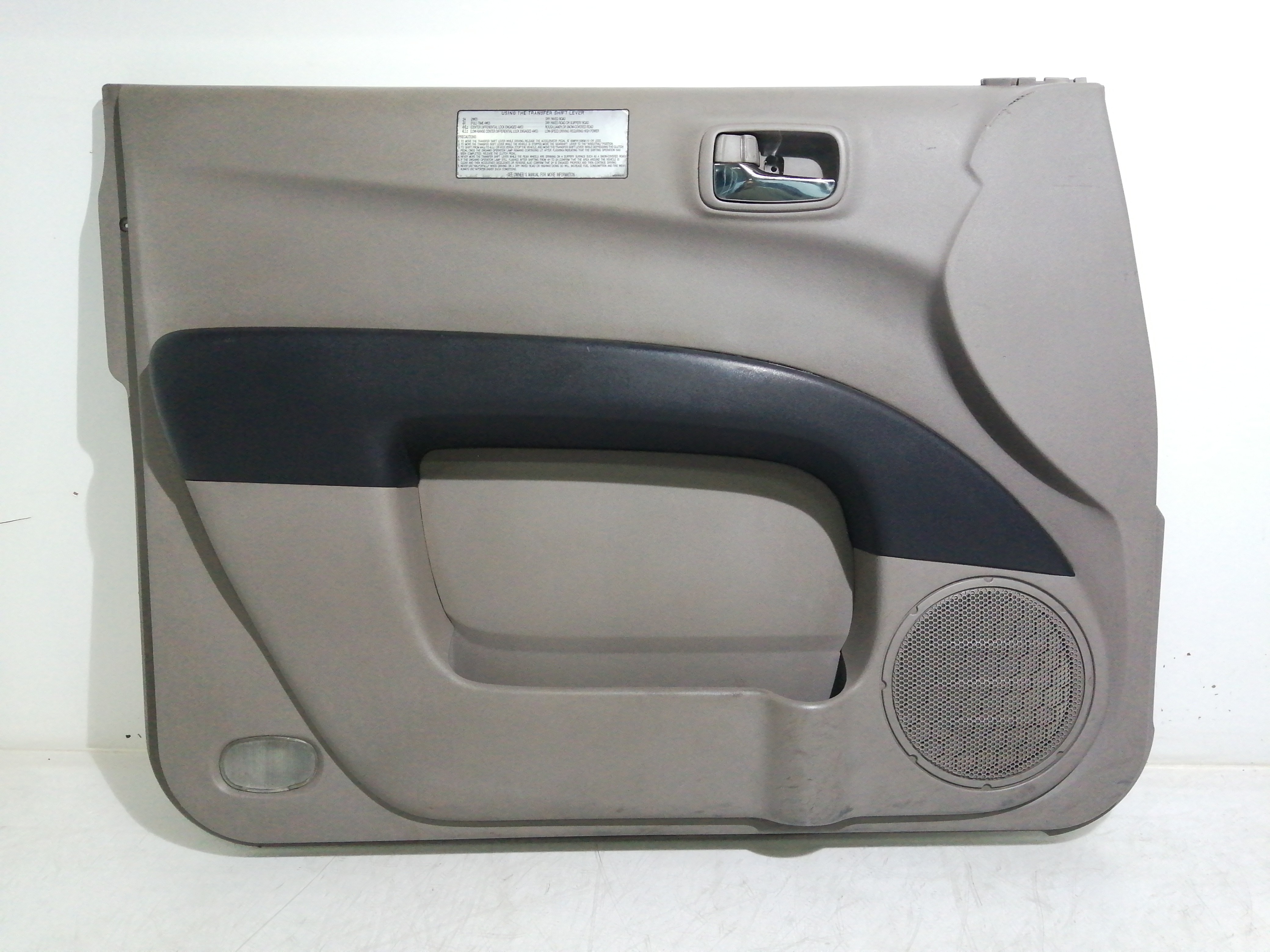 Quartela frente direita MITSUBISHI L 200 (KA_T, KB_T) | 04 - 16