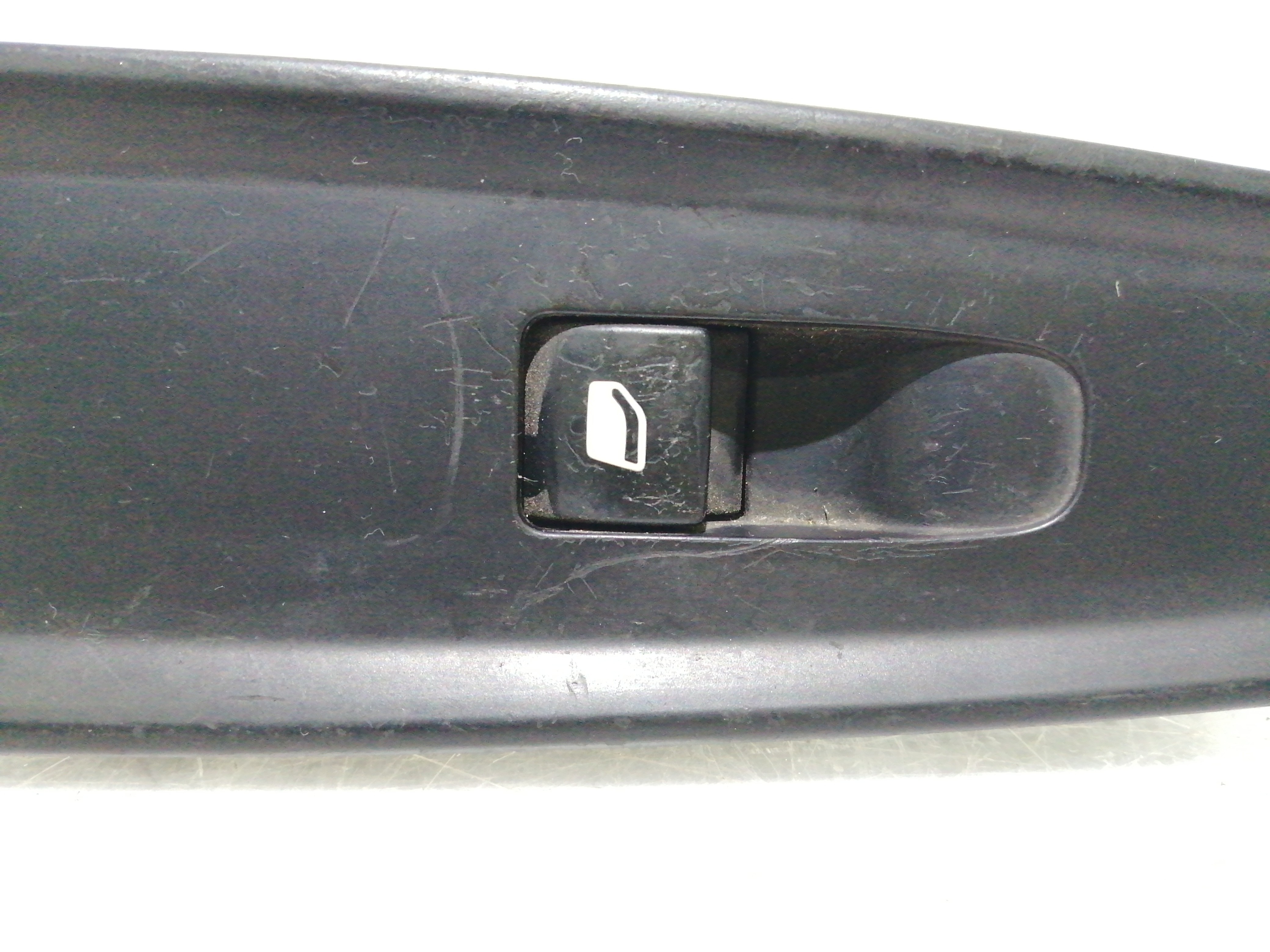 Interruptor Vidro Porta Frente Direito Passageiro CITROEN C4 I (LC_) | 04 - 13 Imagem-1